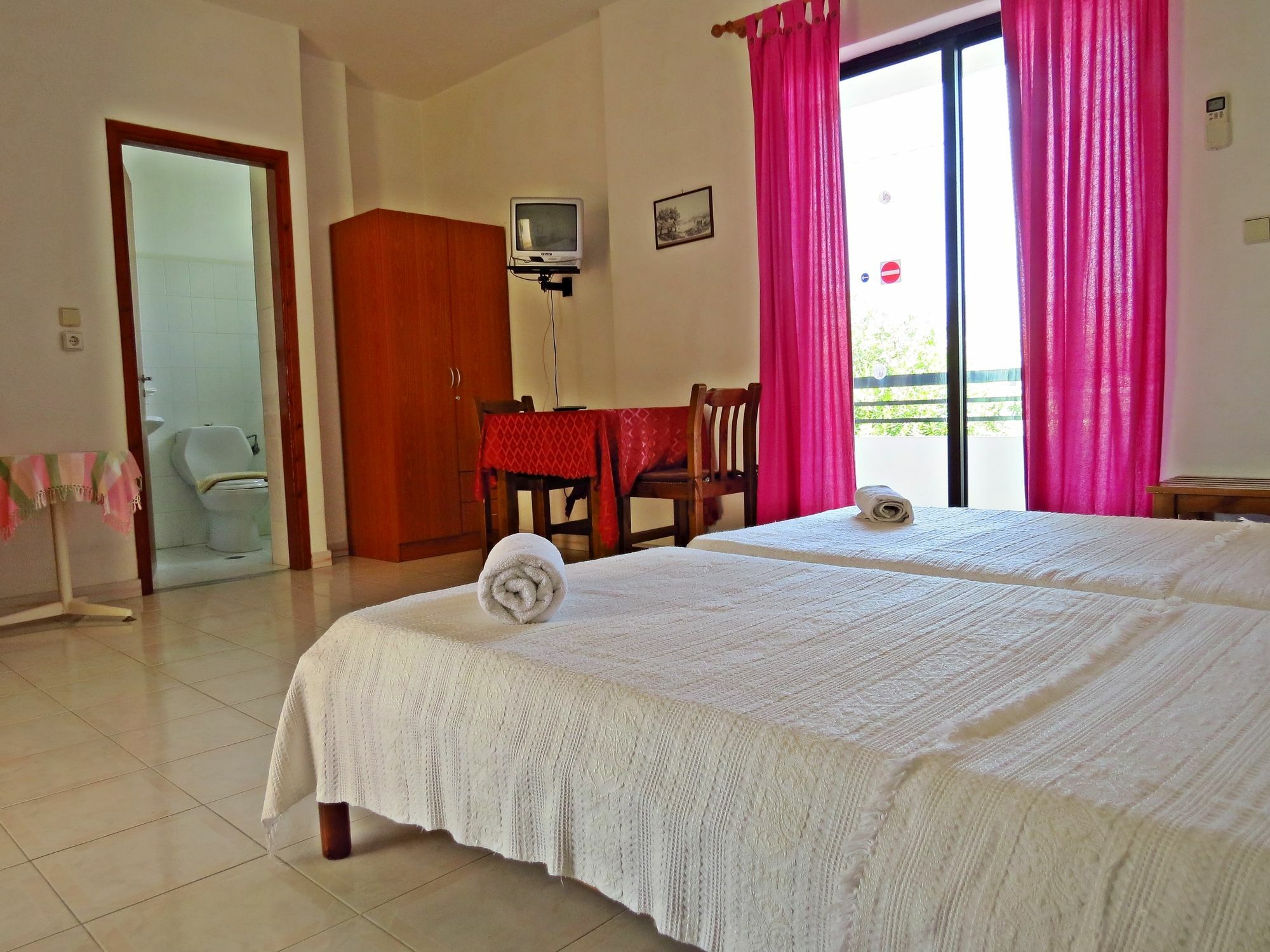 Aparthotel Debby Ialysos (Rhodes)