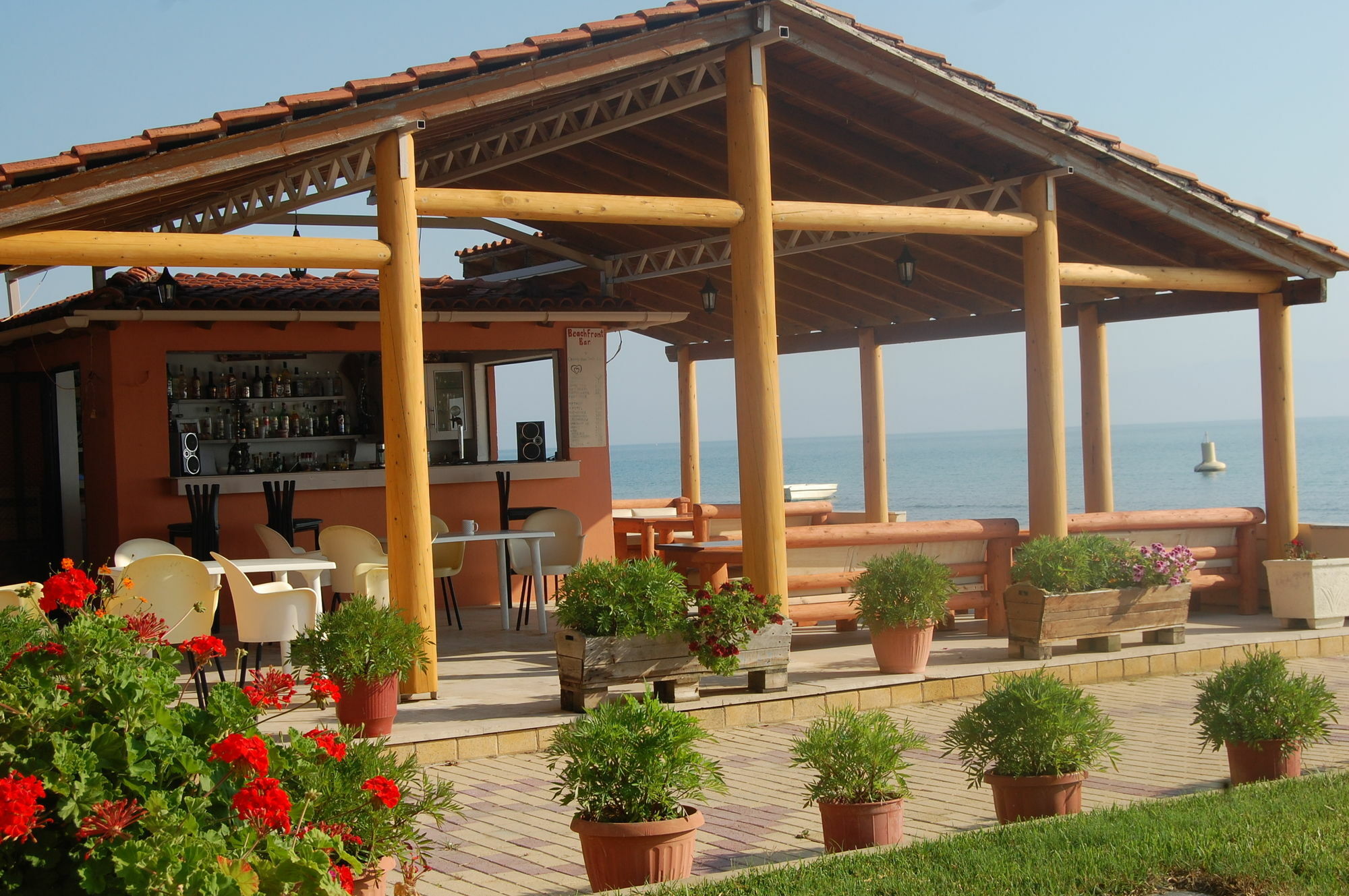 Seafront * Kavos