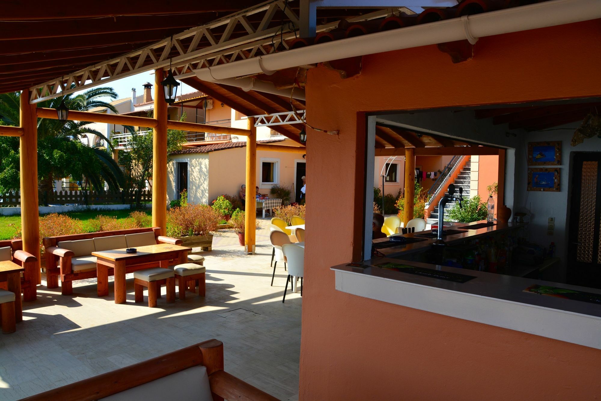Seafront Aparthotel Kavos