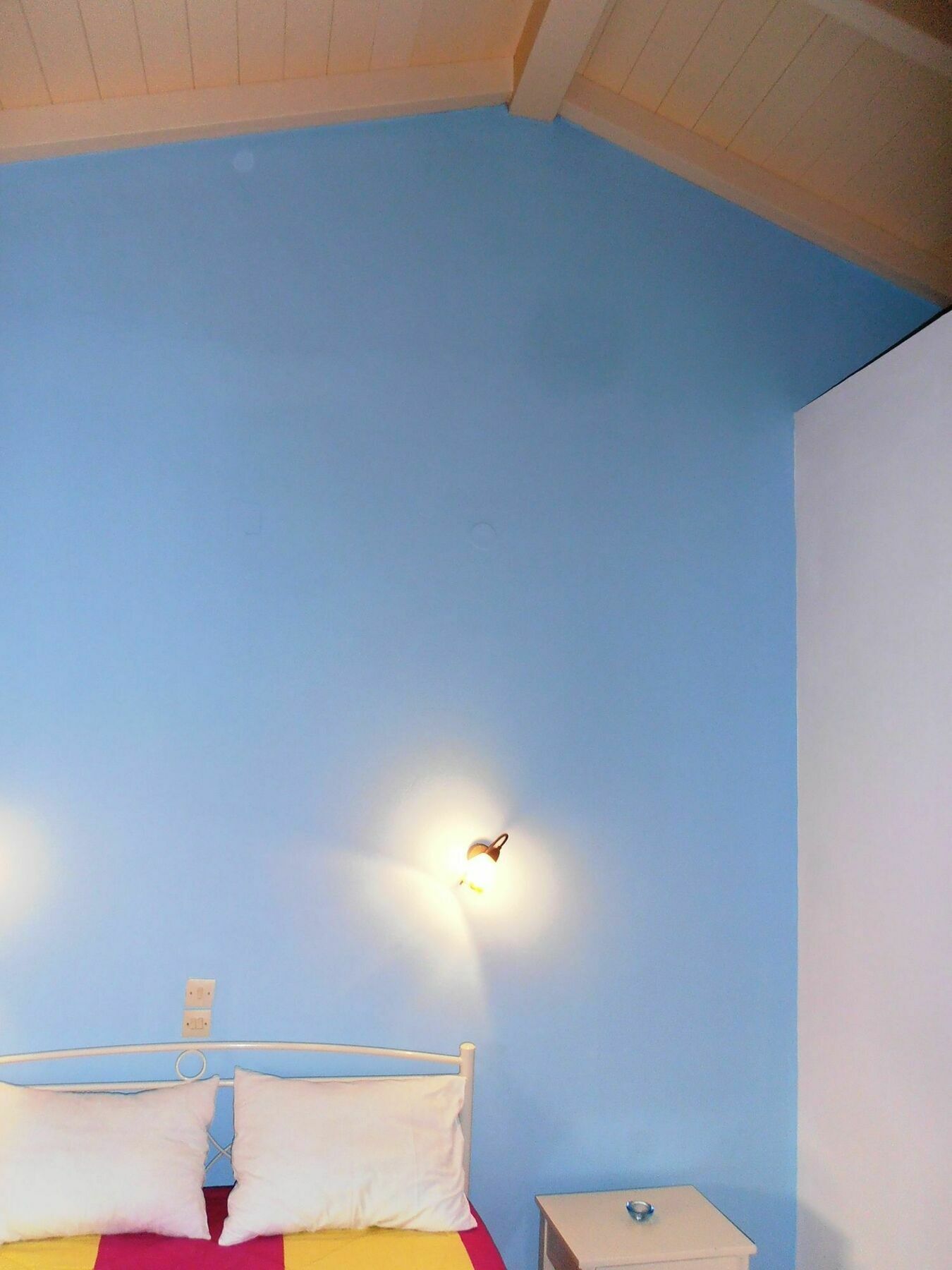 Elli Beach And Studios Apartment
