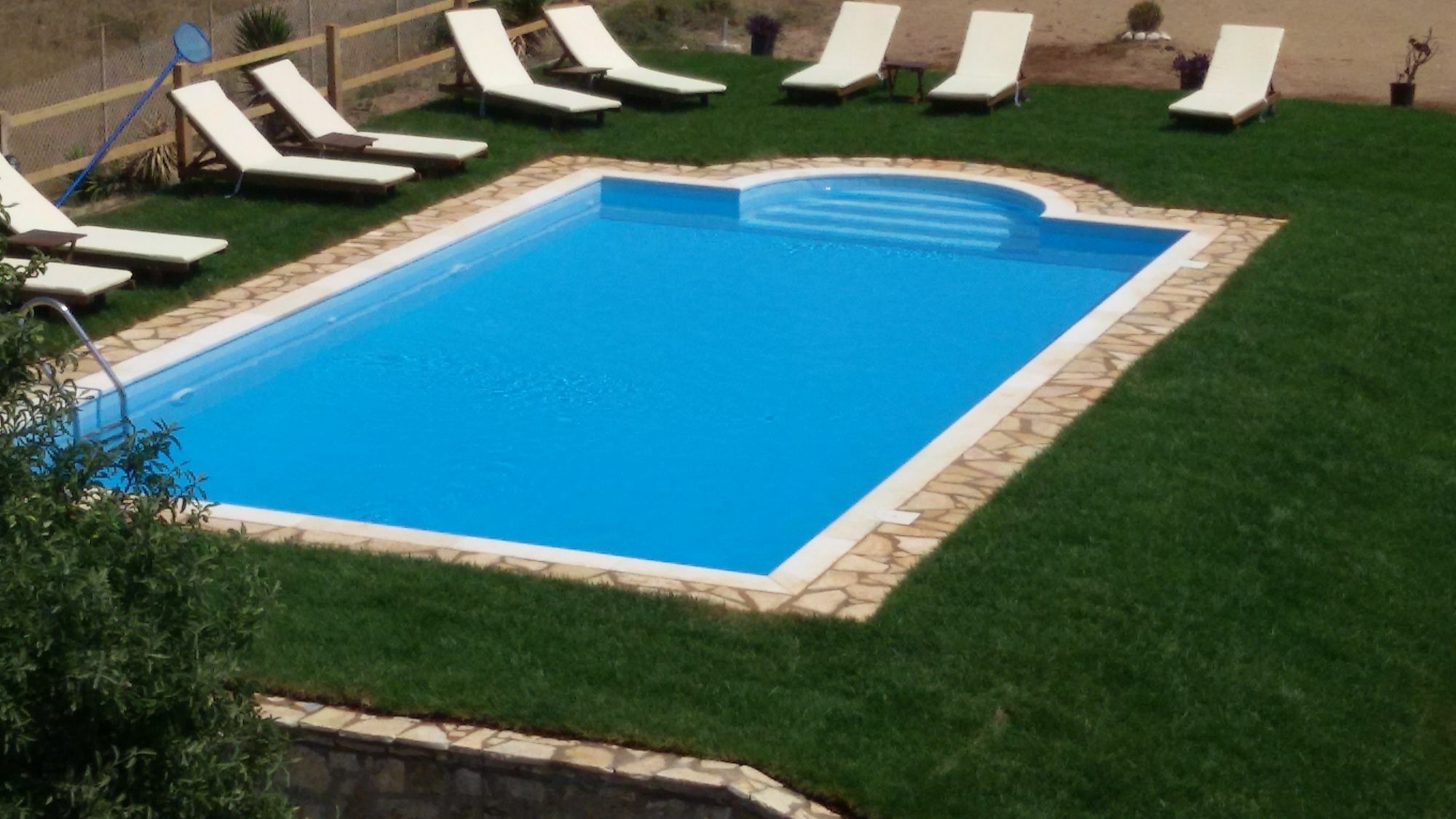 Elli Beach And Studios Apartment