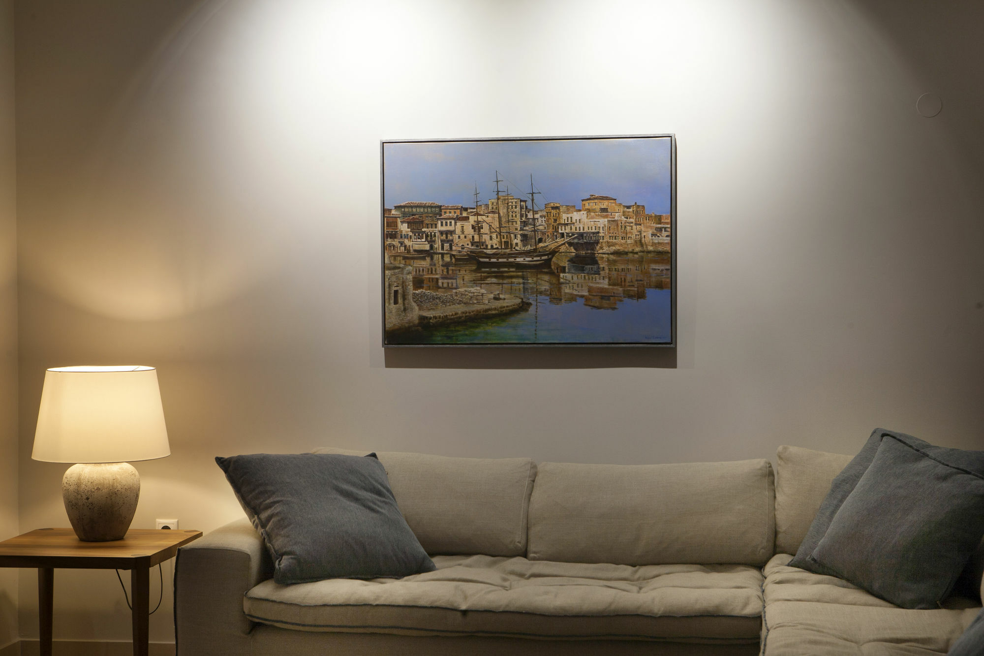 Aethrion Boutique Homes Apartment