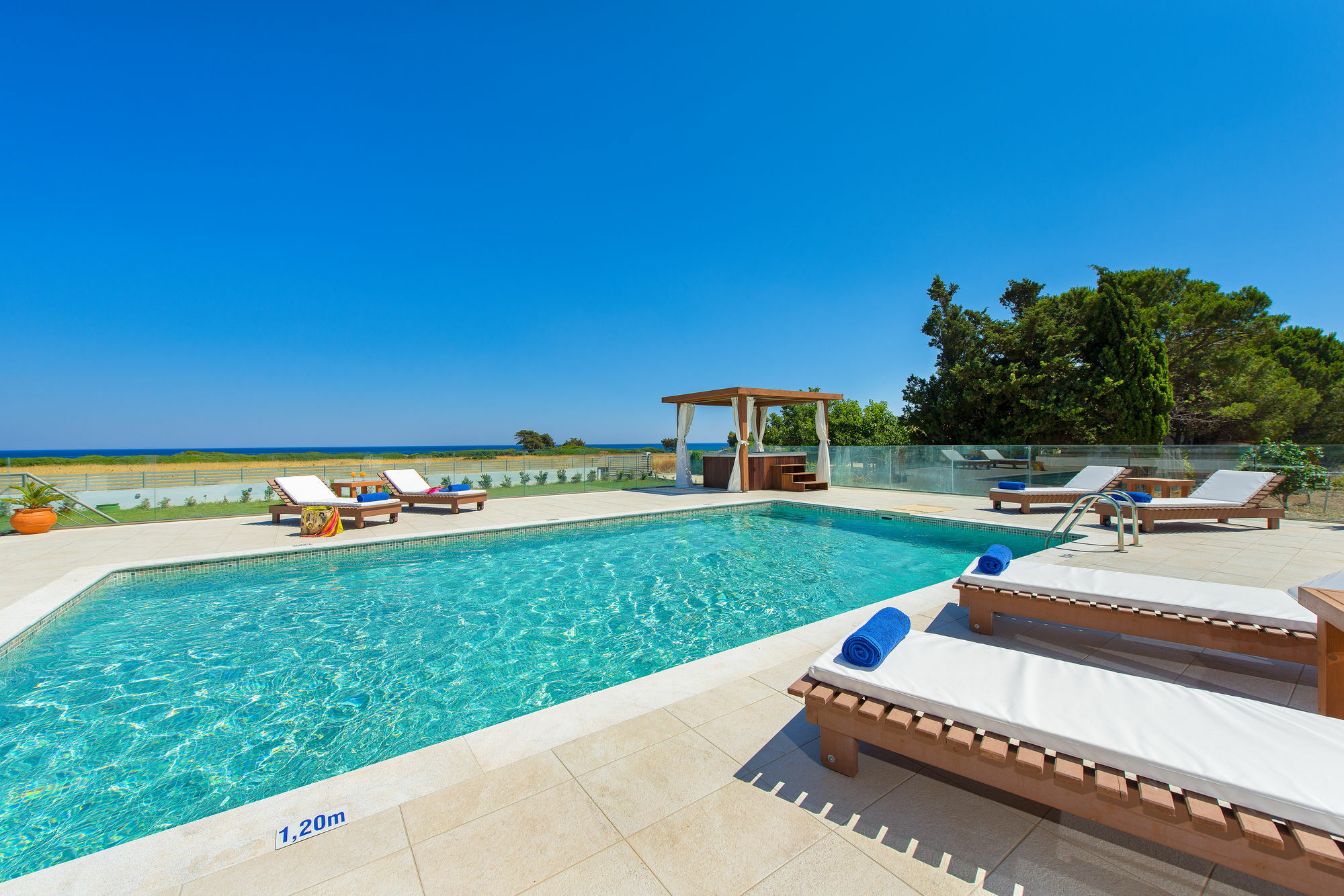 Apartment Greatland - Vagia Gennadi