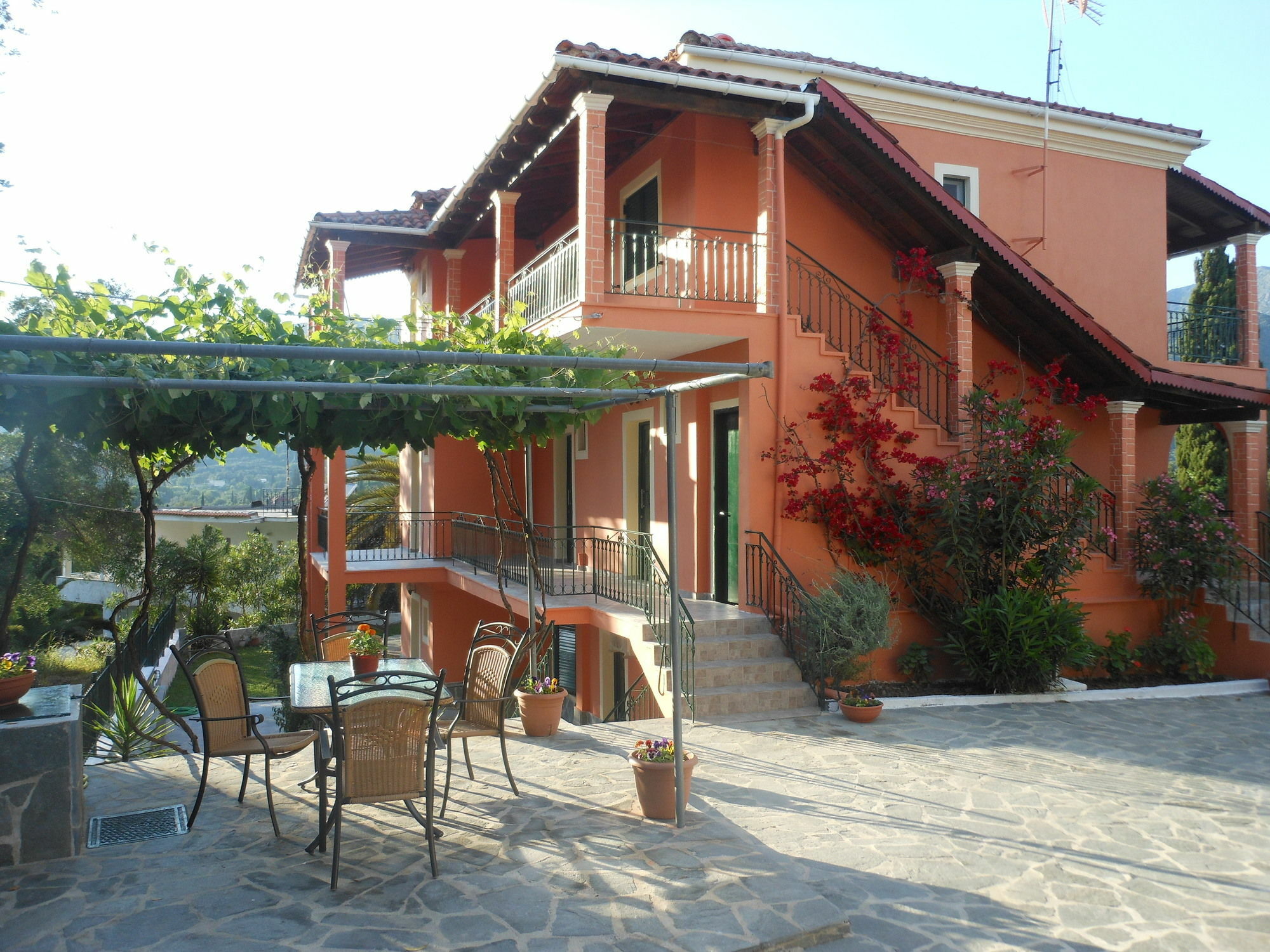 Ziogas Luxury Apartment *
