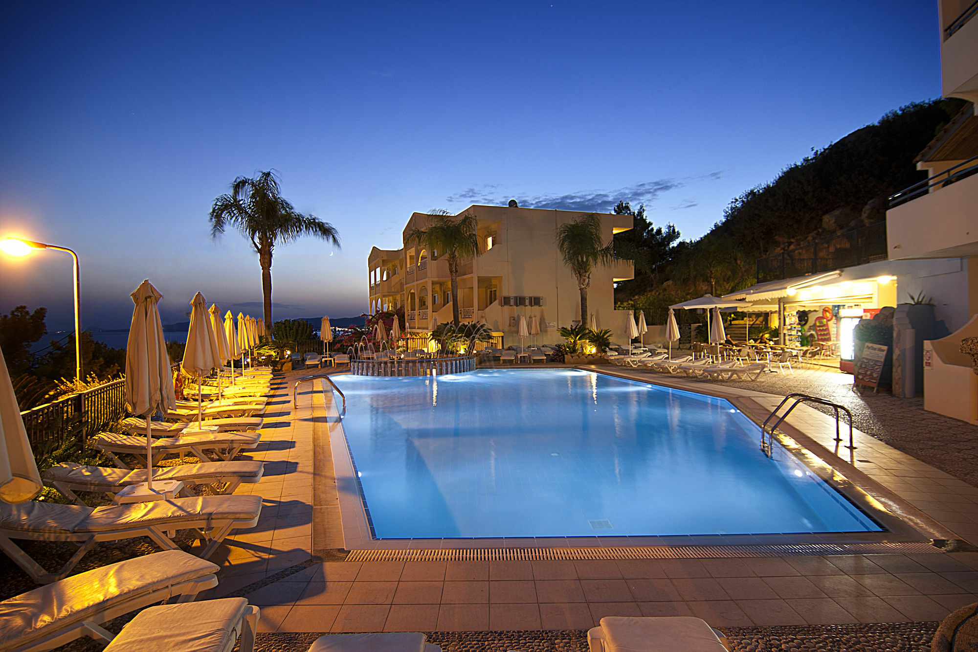 Stella View Studios Aparthotel