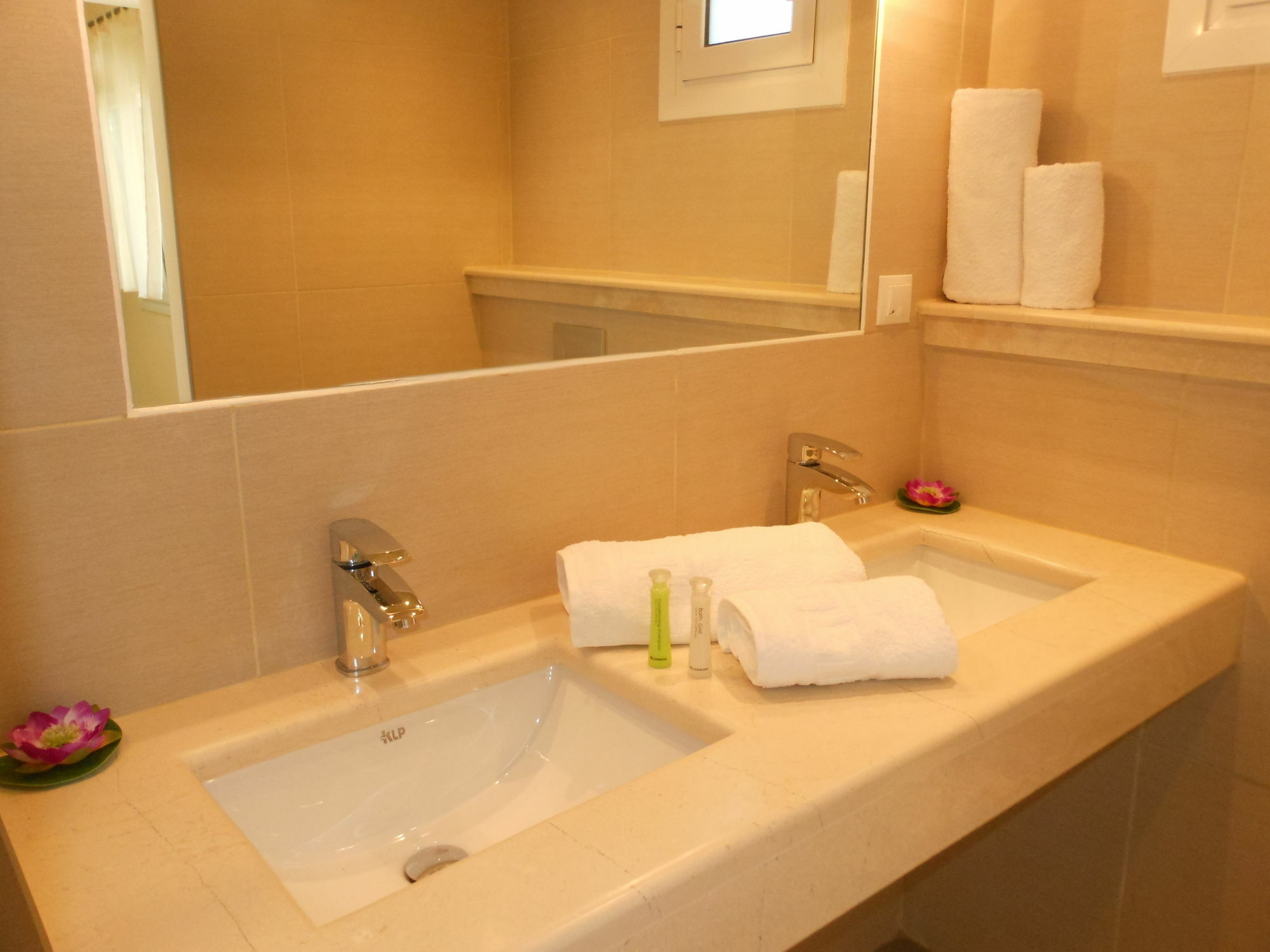 Ziogas Luxury Dassia (Corfu)