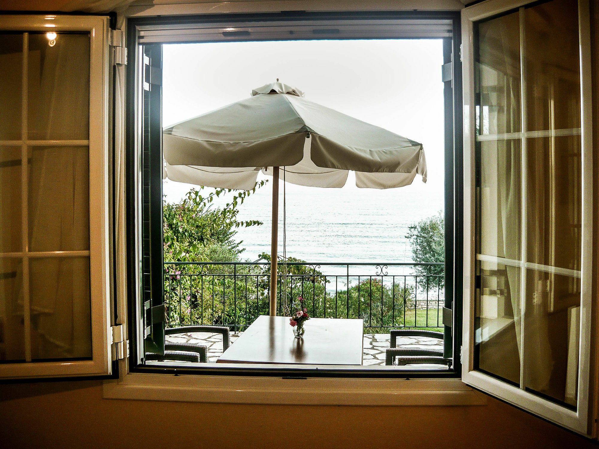 Nissaki Bay Apartment Katavolos