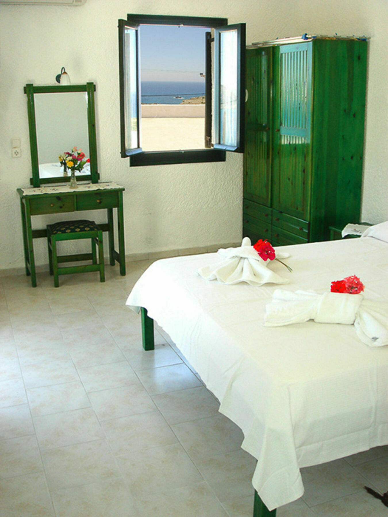 Hotel View Foinikion
