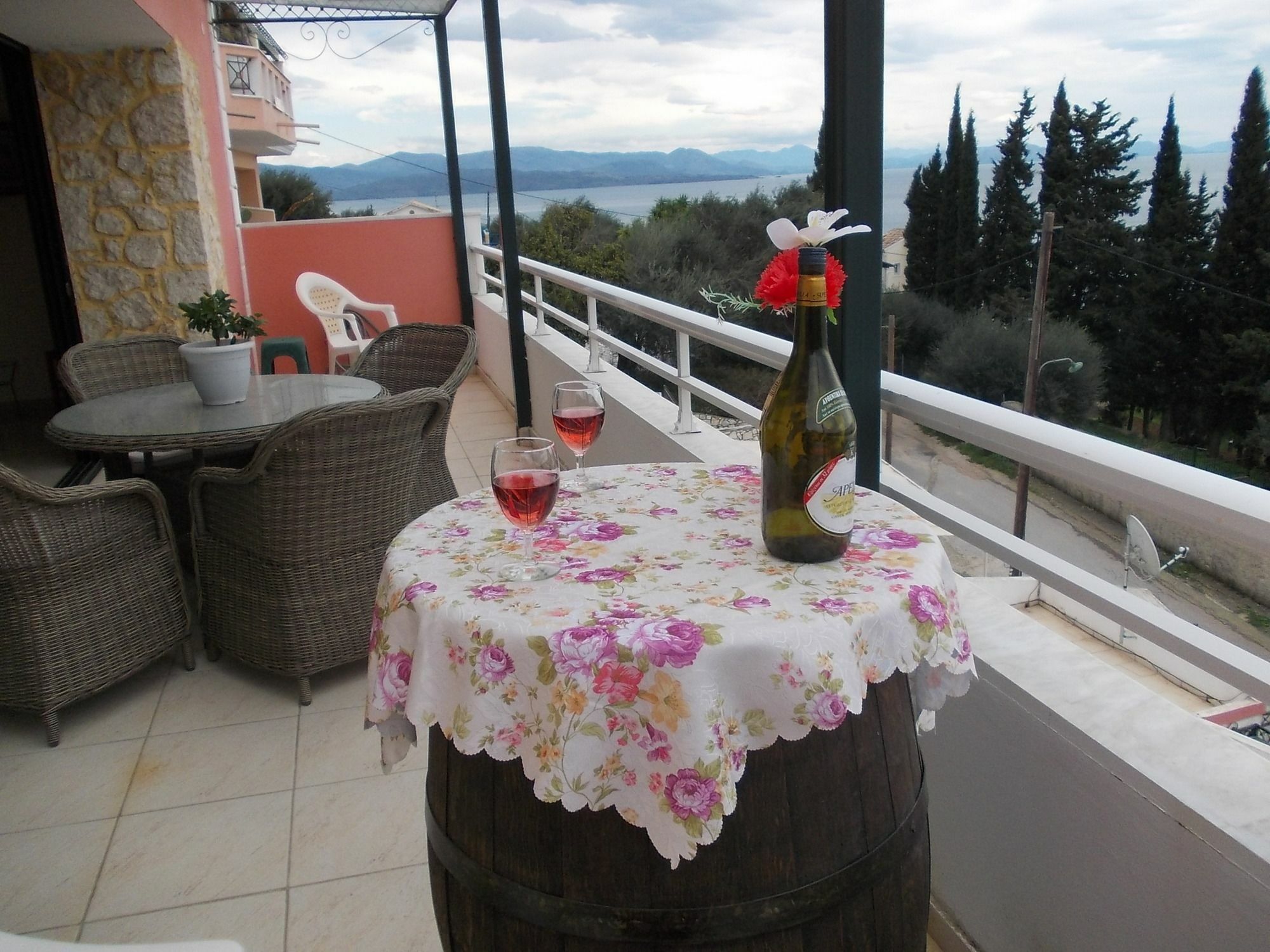 Sarakinos Apartment Barbati