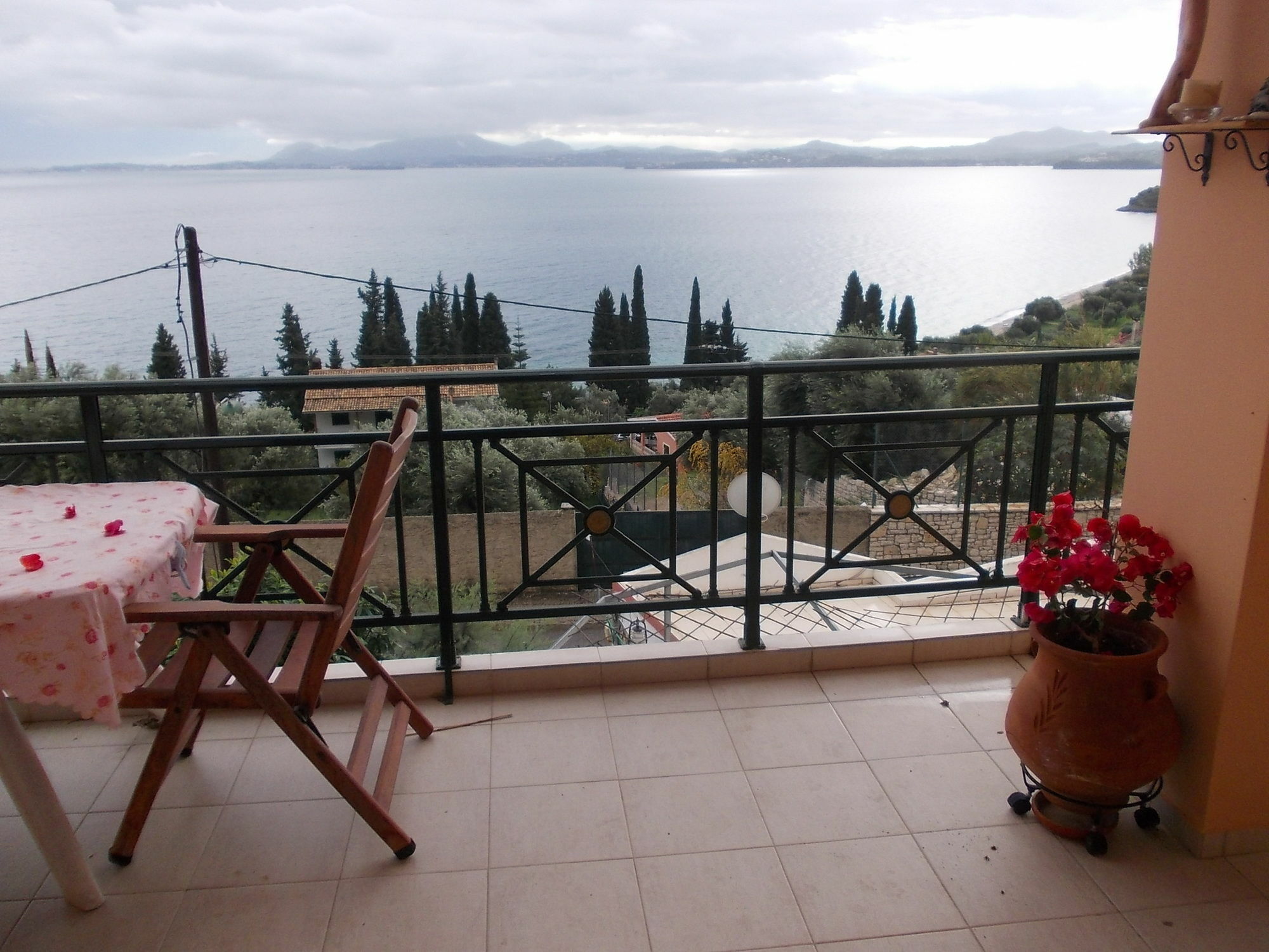 Apartment Sarakinos Barbati