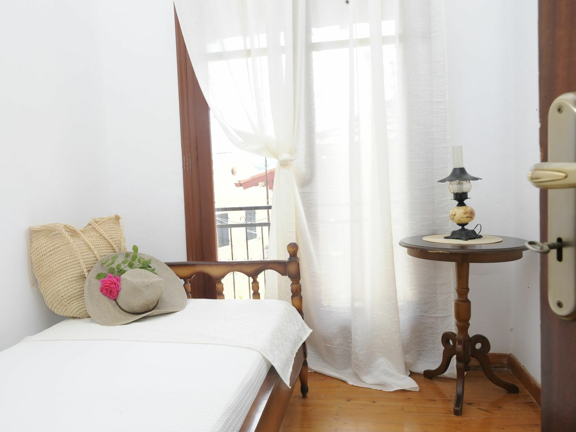 Traditional Greek Maisonette In Antiperni Village * Antipernoi