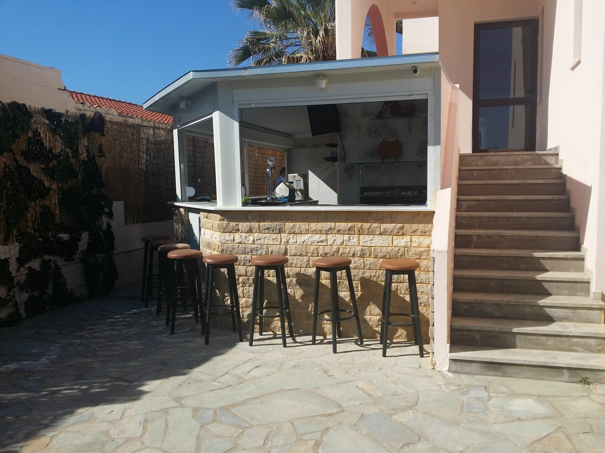 Minerva Hotel 2*