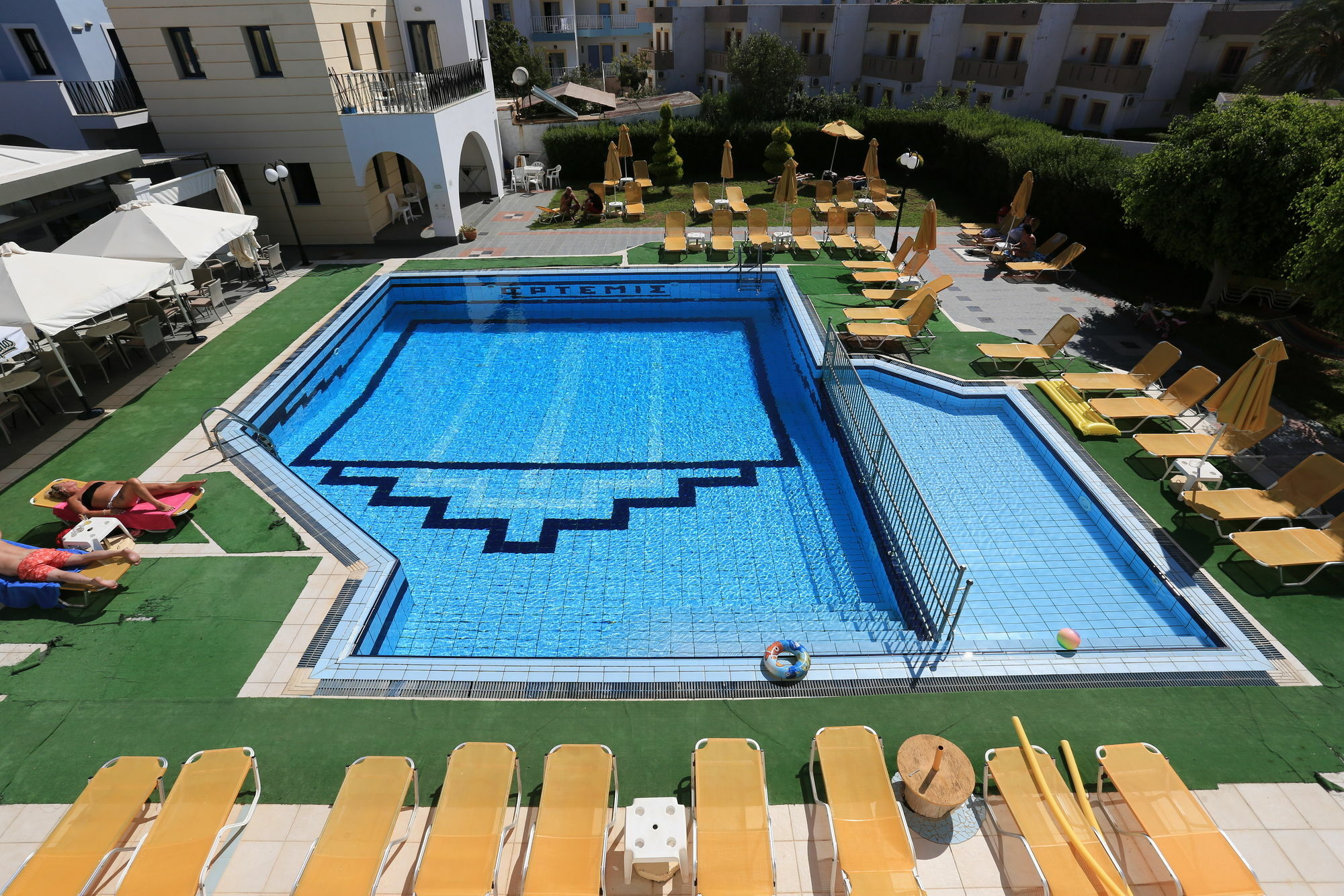 Artemis Aparthotel Gouves