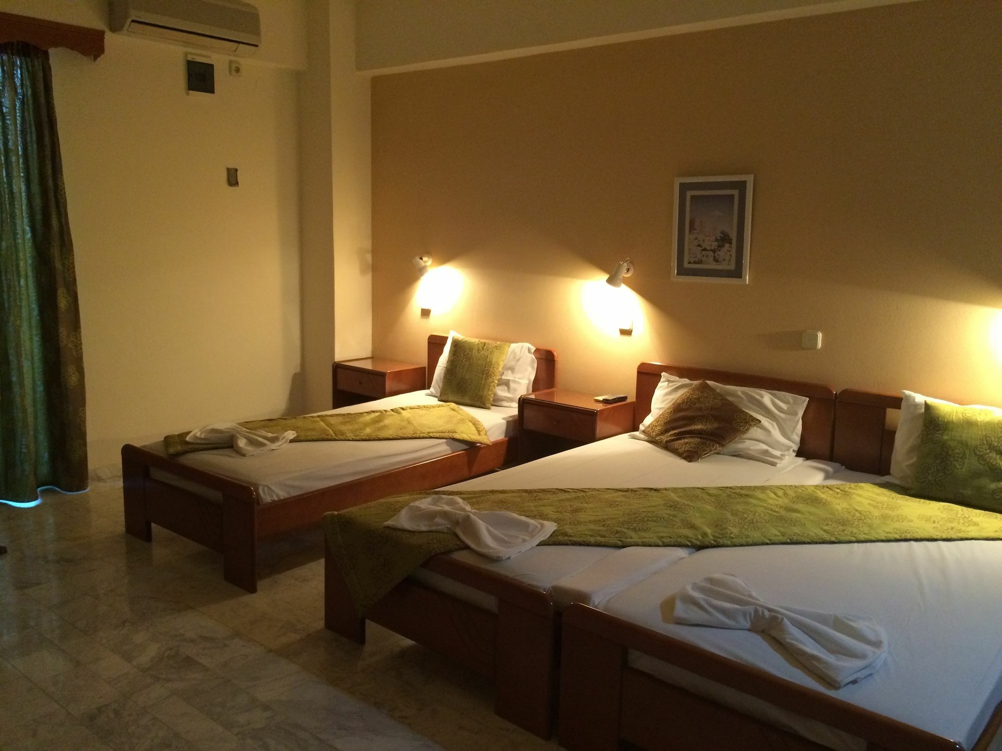 Apartment Vlycha &