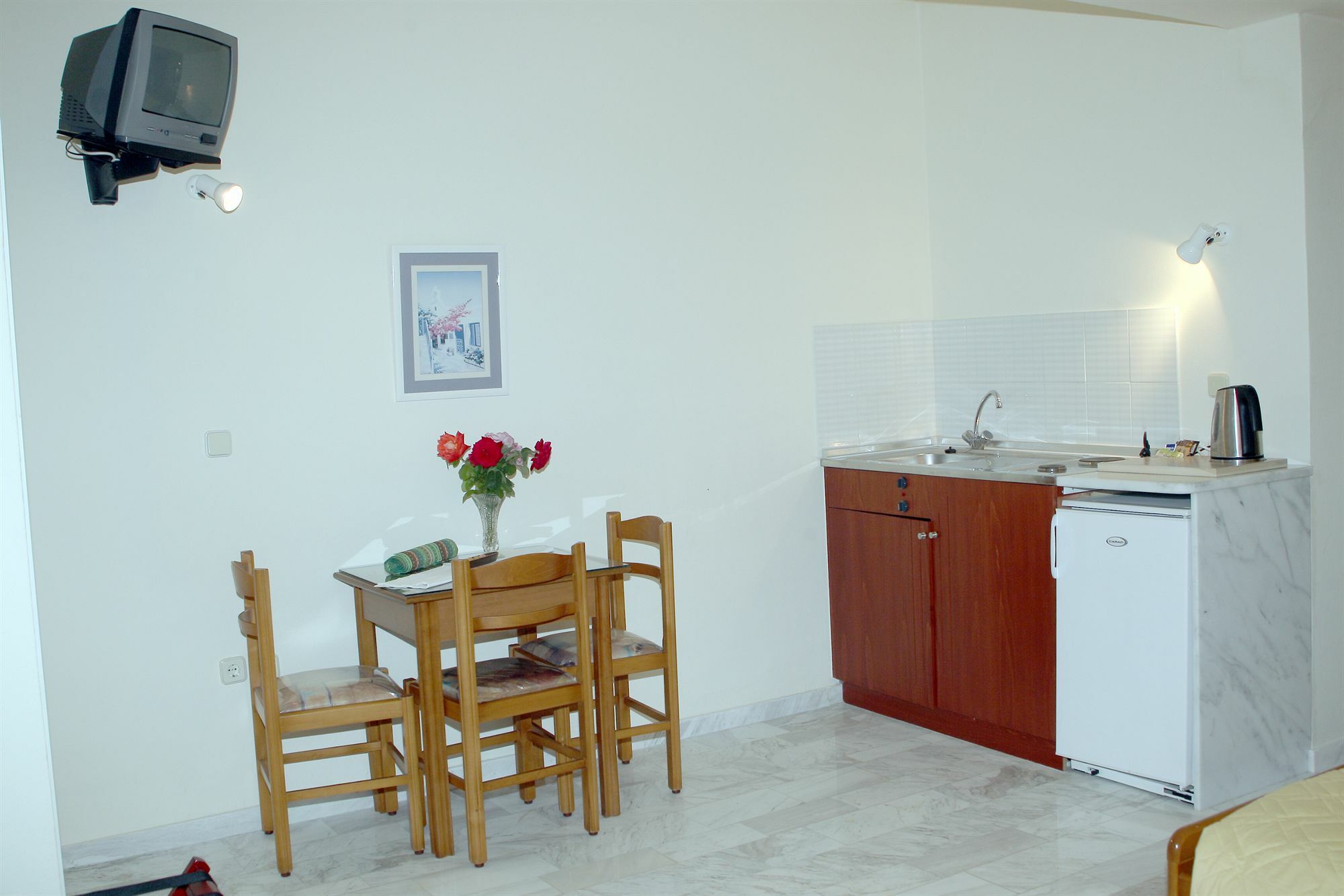Apartment Vlycha & *