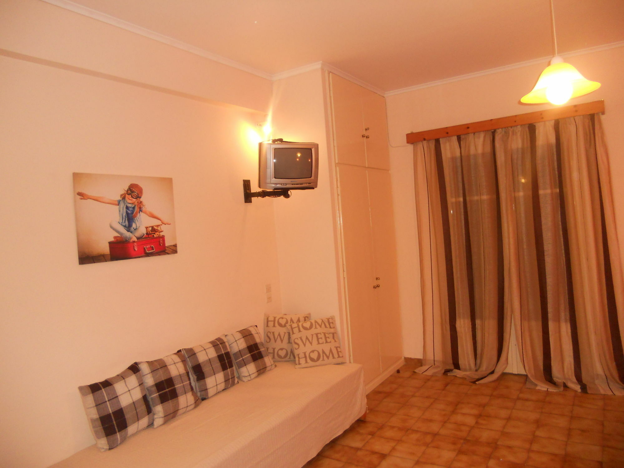 Elli Marina And Aparthotel Benitses (Corfu)
