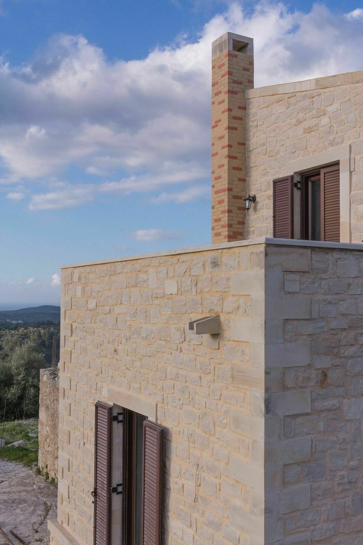 Dim Art Stone House Villa