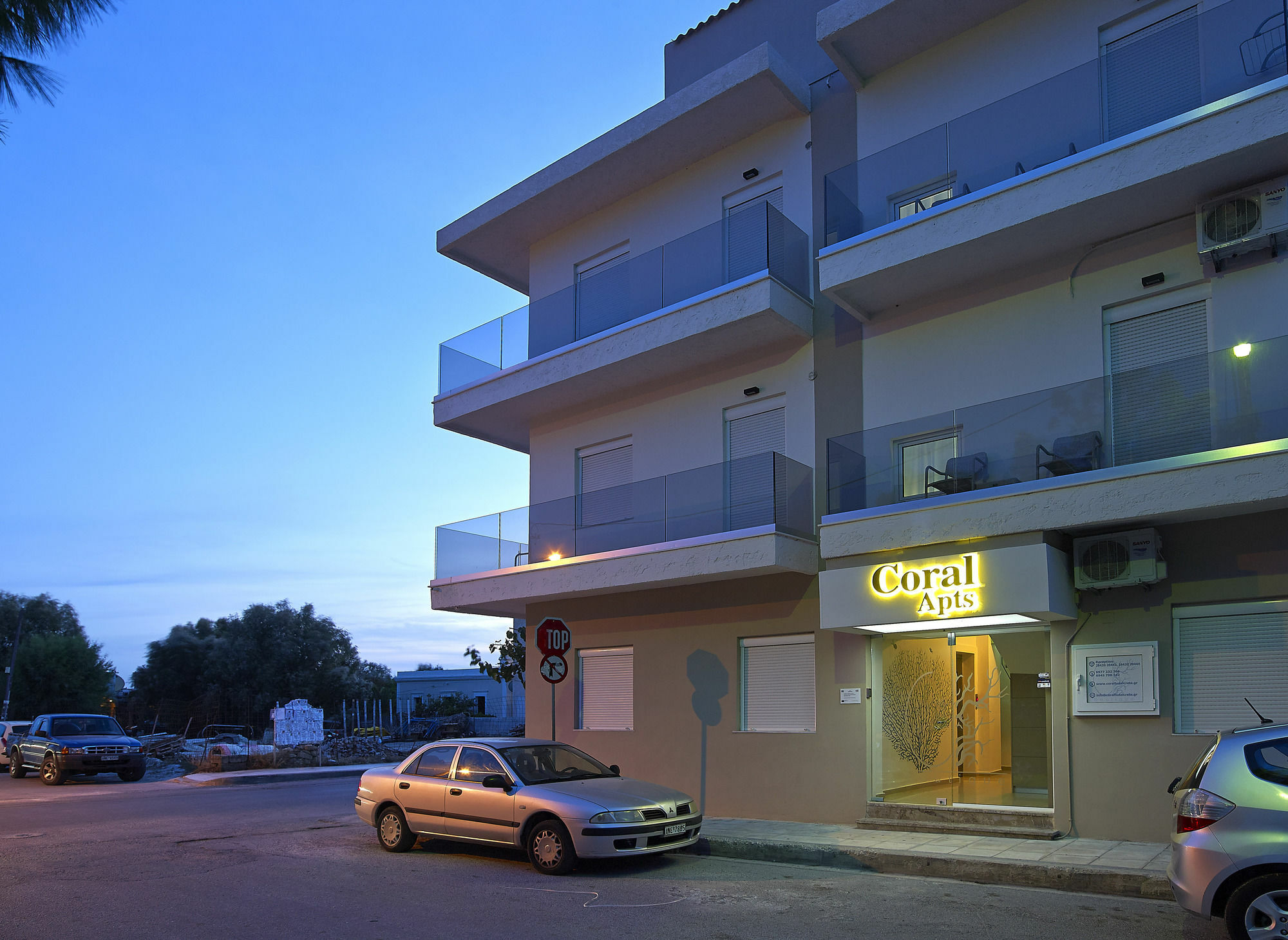 Coral *
