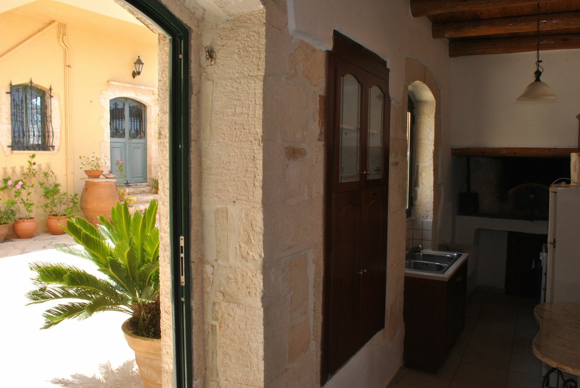 Skandalis Traditional Apartment *