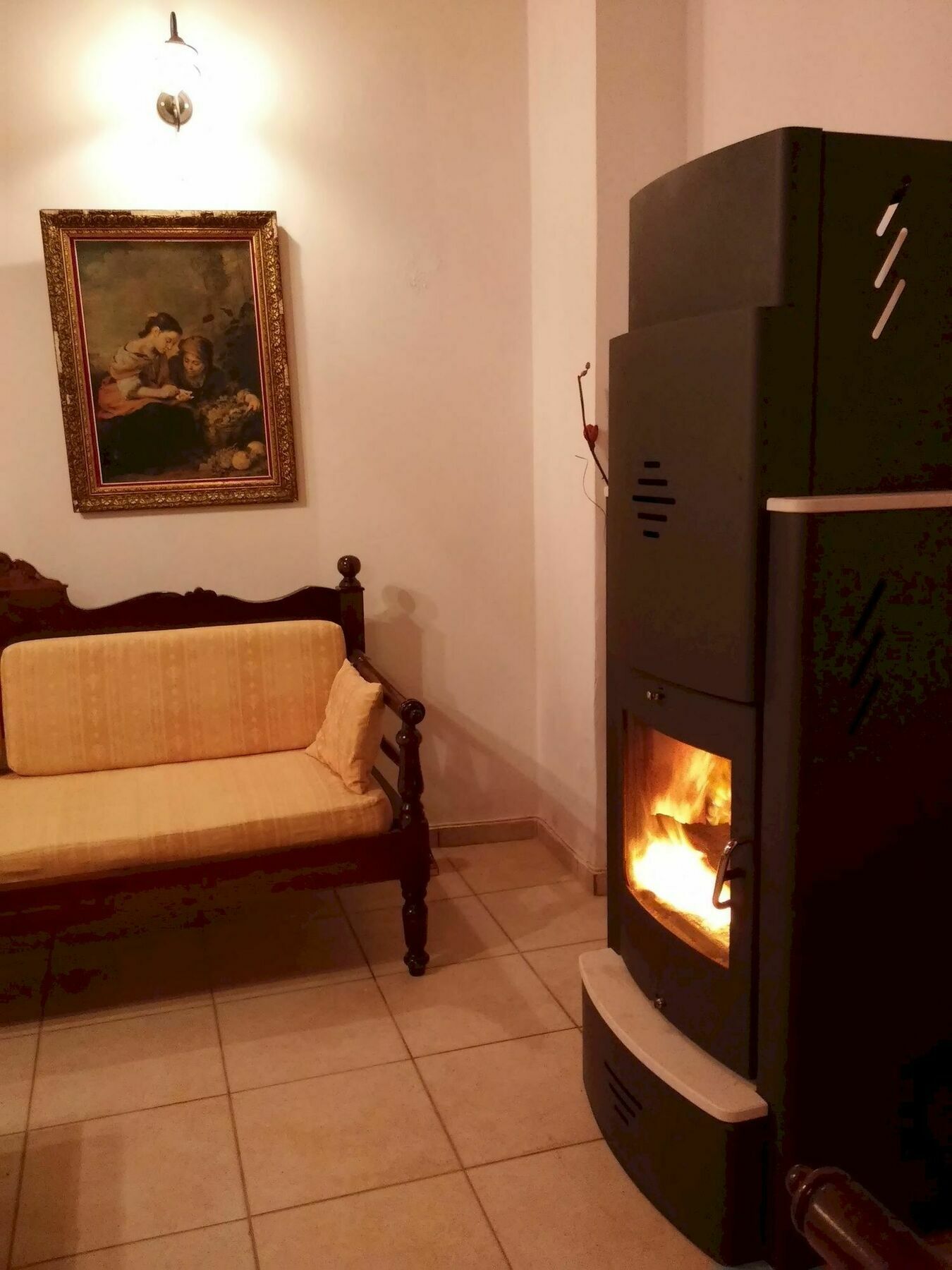 Skandalis Traditional Chorafakia