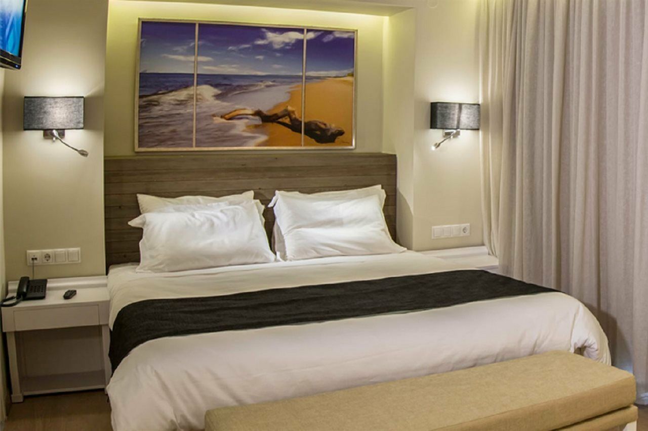 Swell Boutique Hotel 4*