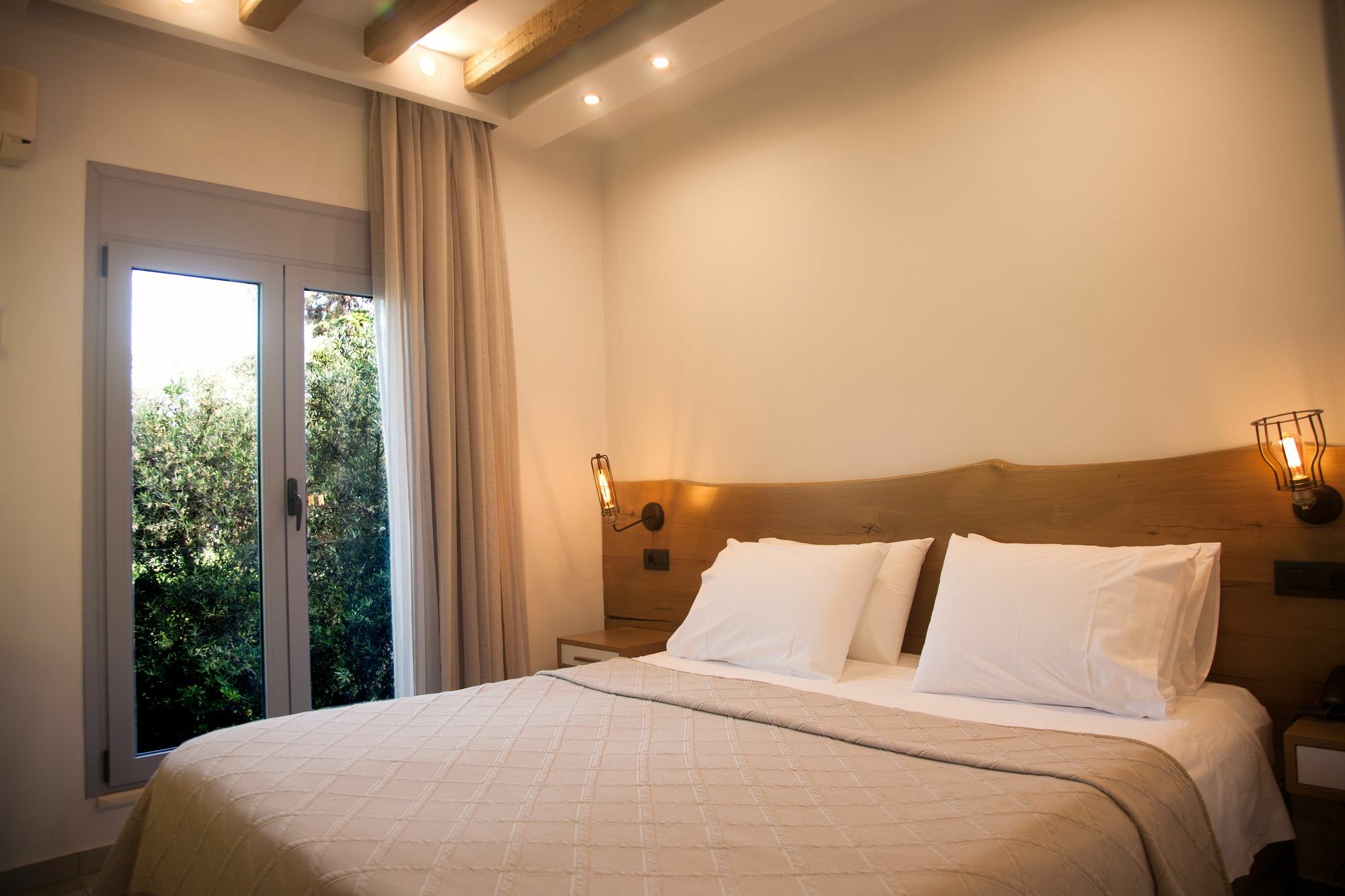Aparthotel Artemis Village & Stavros (Crete)