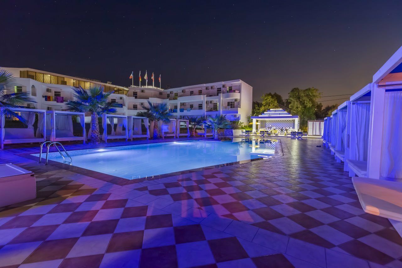 Zeus Ydoria Hotel