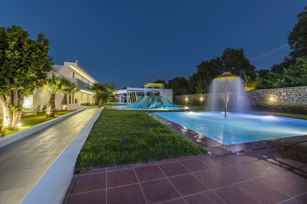 Hotel Zeus Ydoria 4*