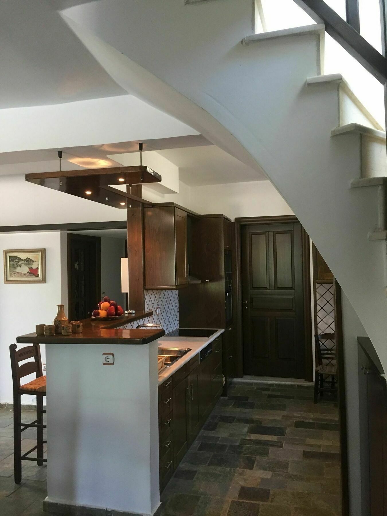 Villa Dim Art Traditional *
