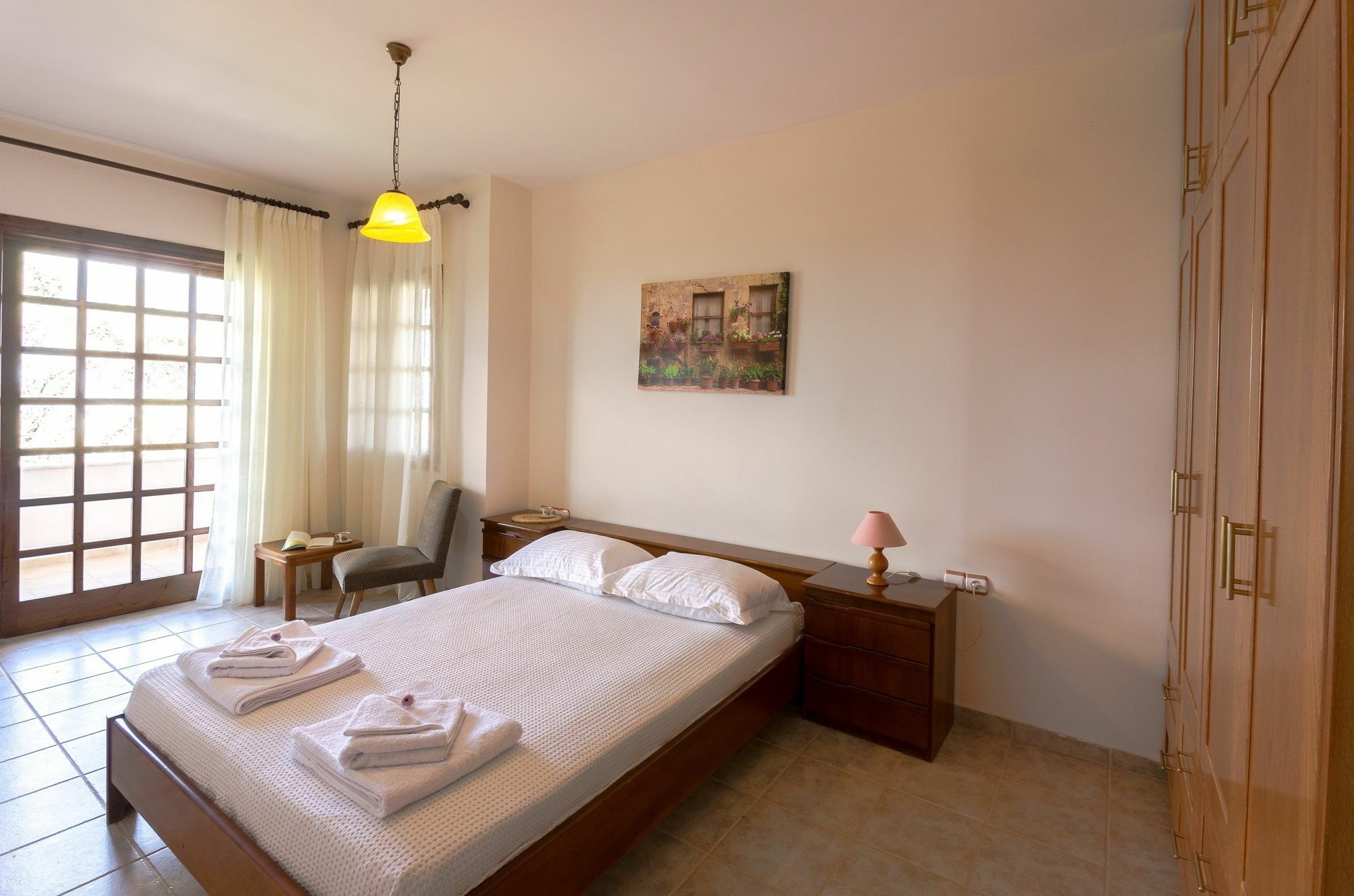 Dim Art Traditional Villa Margaritai