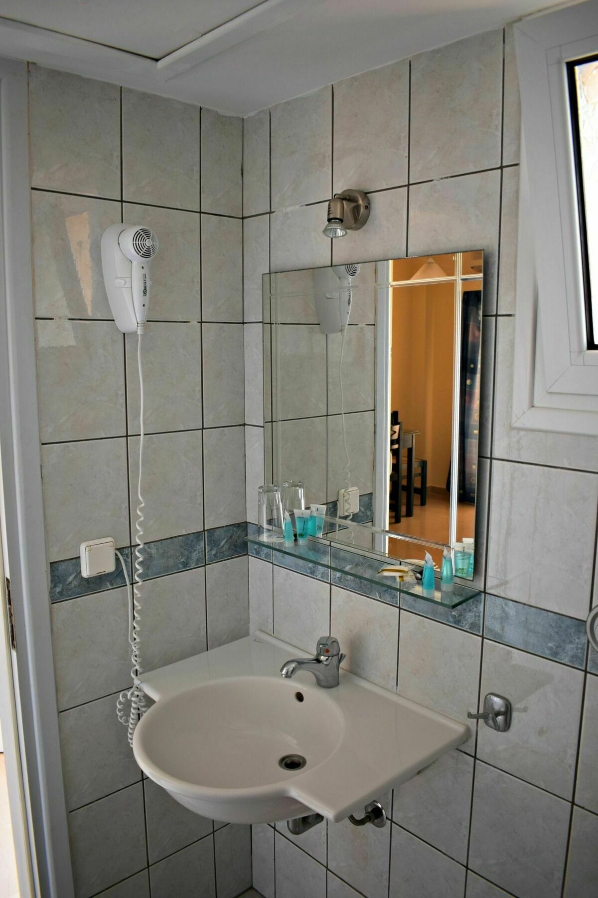 Adonis Aparthotel Preveza