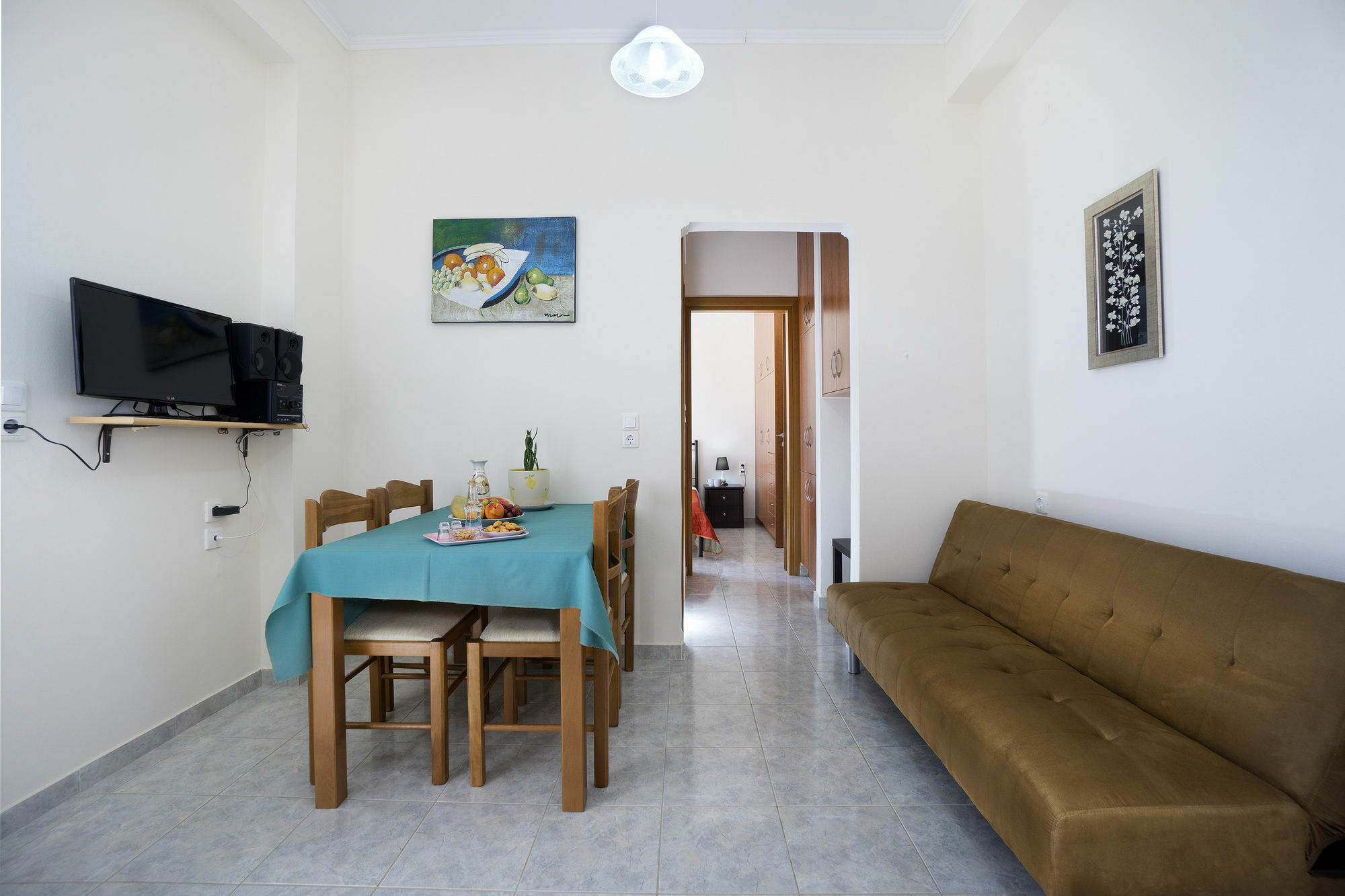 Skamagkas G. Apartment *