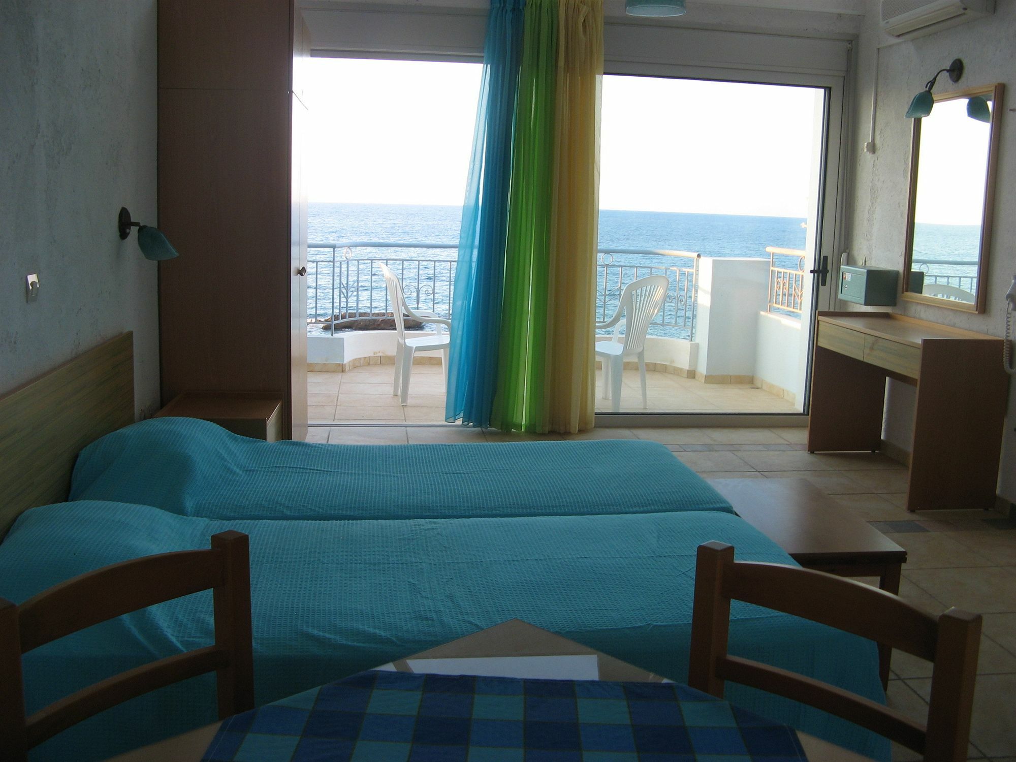 Romantica Hersonissos (Crete)