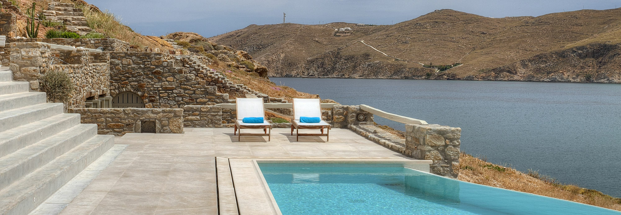 Villa Barbarossa - Elegant Beachfront Retreat With Heated Pool & Outdoor Gym Villa