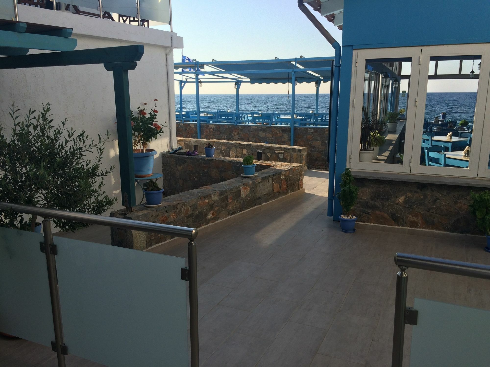 Apartment Socrates & Restaurant *