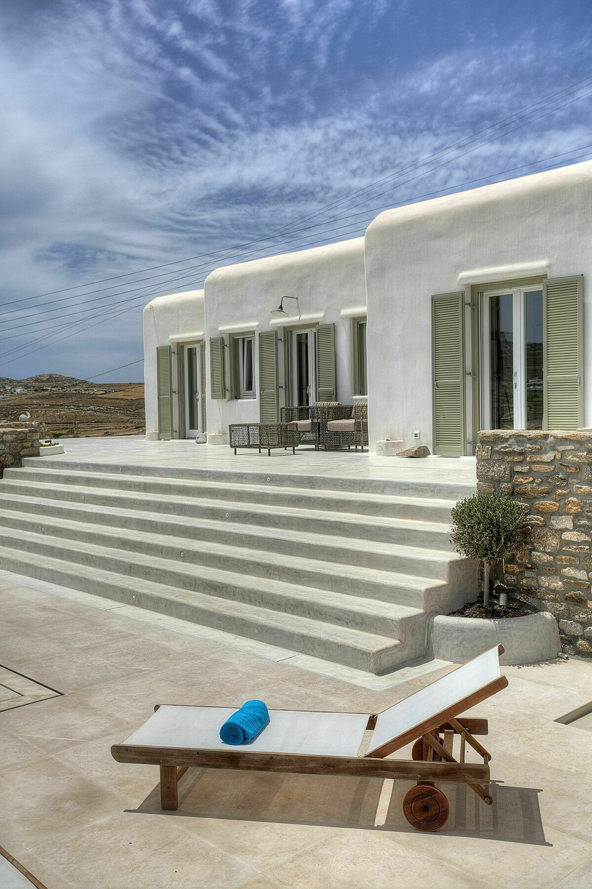 Villa Barbarossa - Elegant Beachfront Retreat With Heated Pool & Outdoor Gym