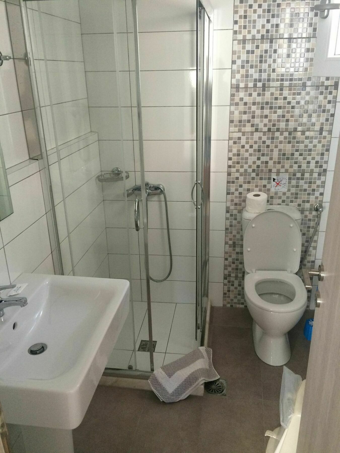 Socrates & Restaurant Apartment *