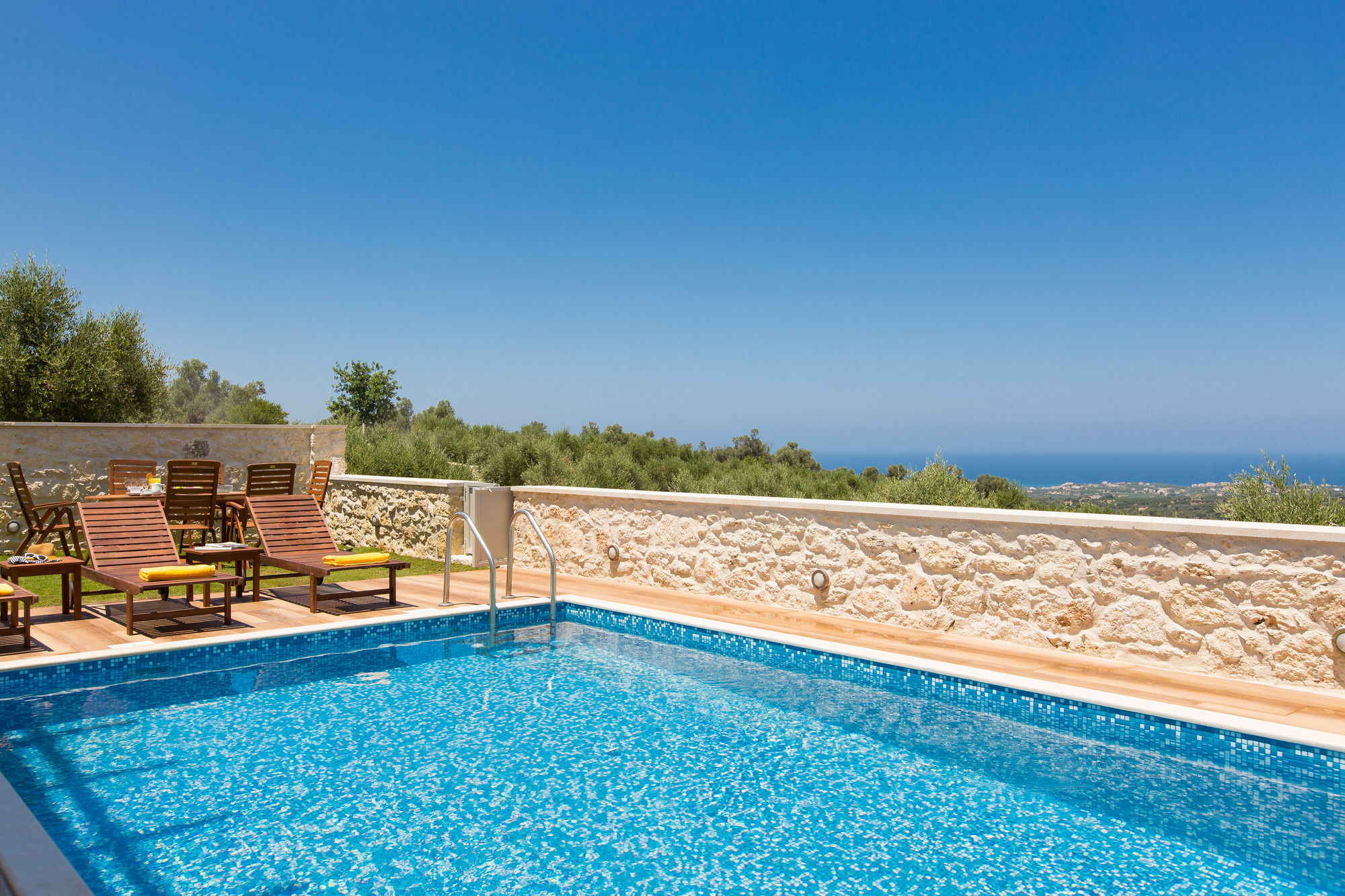 Roupes Villa I, Family Villa, Fantastic Views, Private Pool Villa