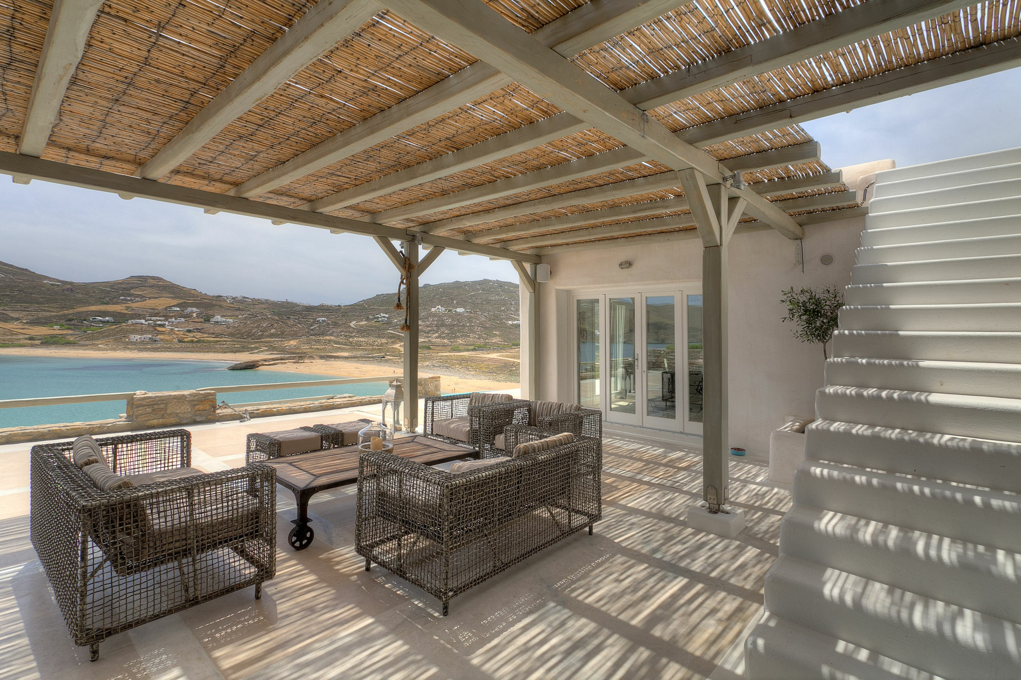 Villa Barbarossa - Elegant Beachfront Retreat With Heated Pool & Outdoor Gym Villa *