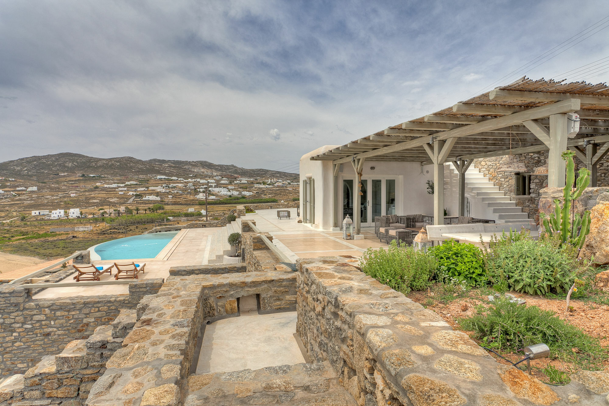 Villa Barbarossa - Elegant Beachfront Retreat With Heated Pool & Outdoor Gym Ftelia (Mykonos)