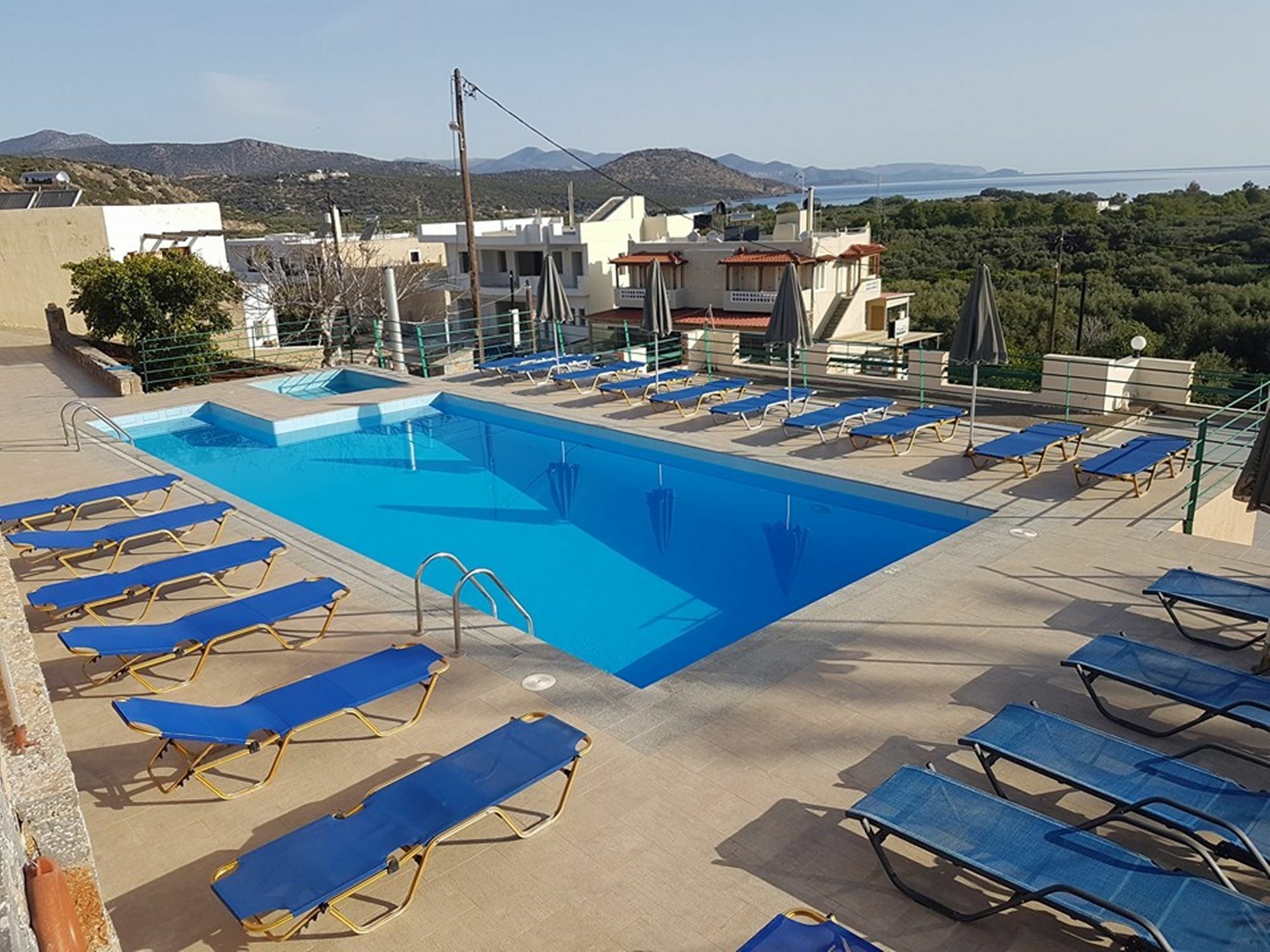 Kavousanos Apartment *