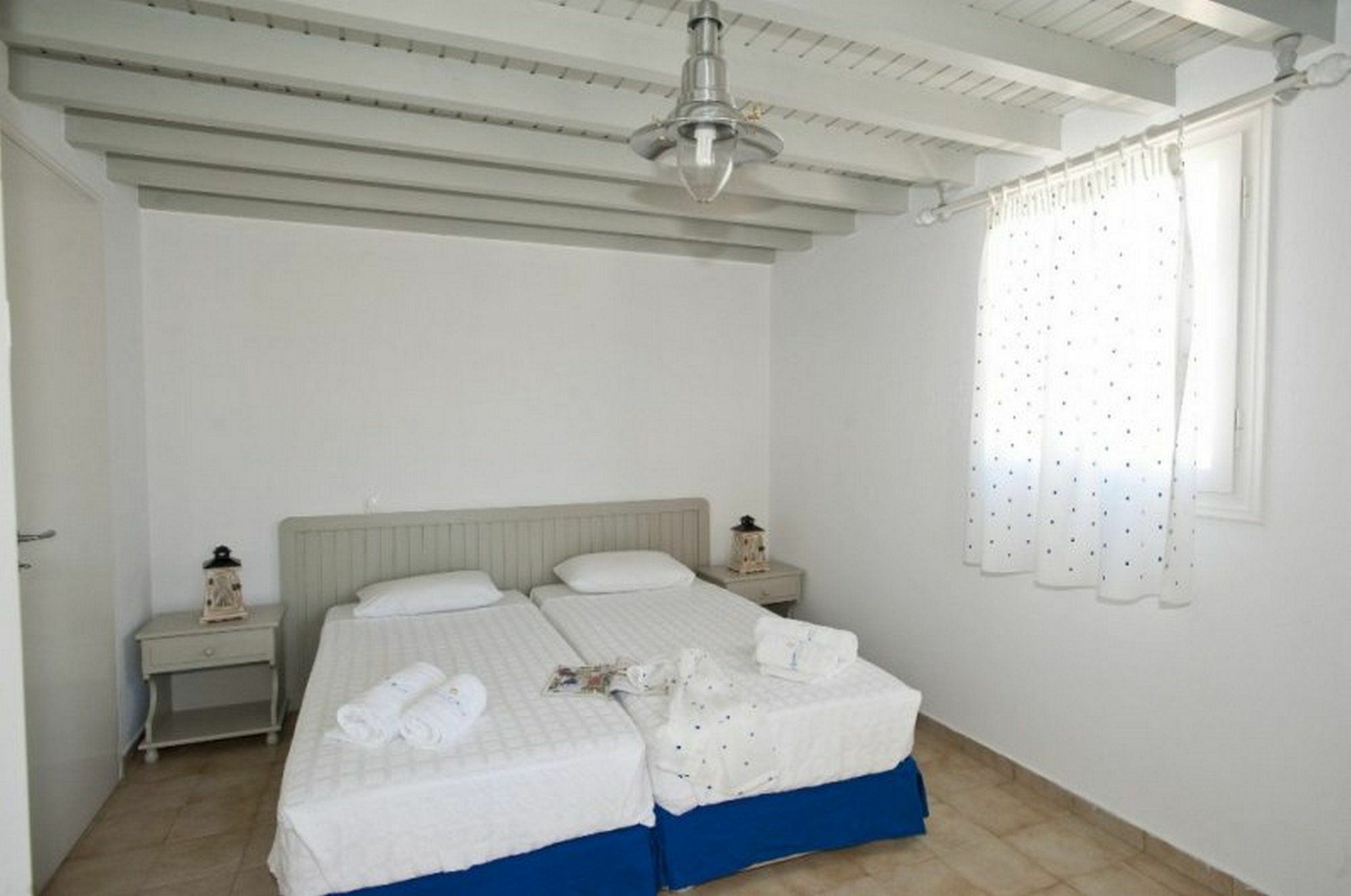 Apartment Gryparis' Club