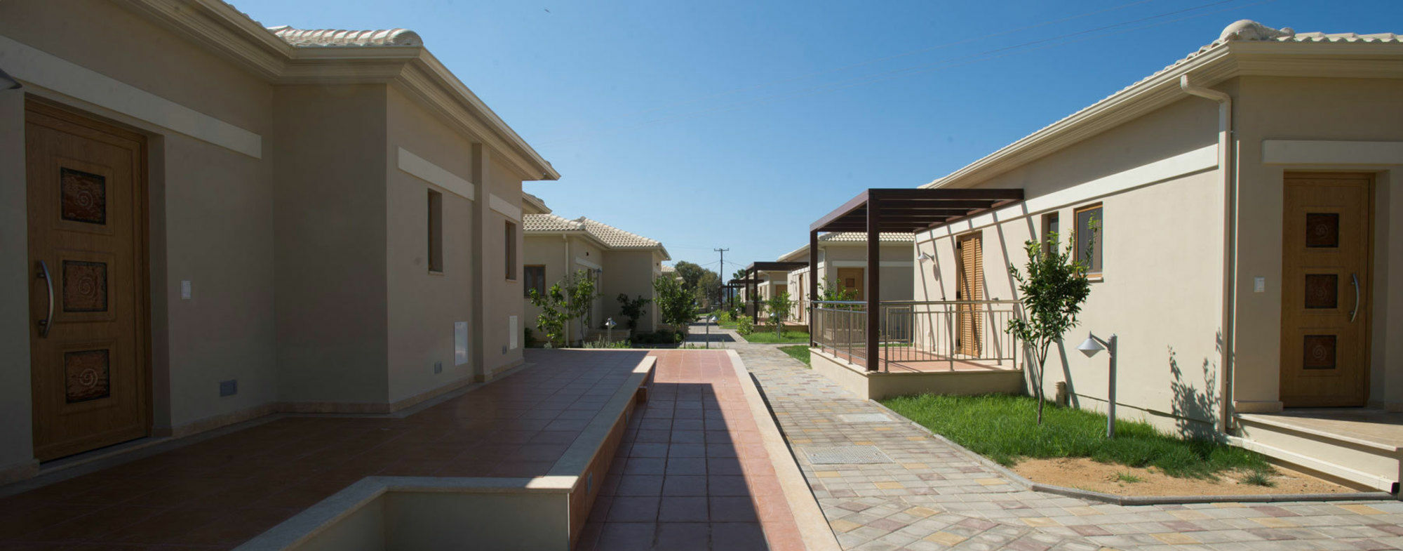 Niriides Luxury Villas 3*