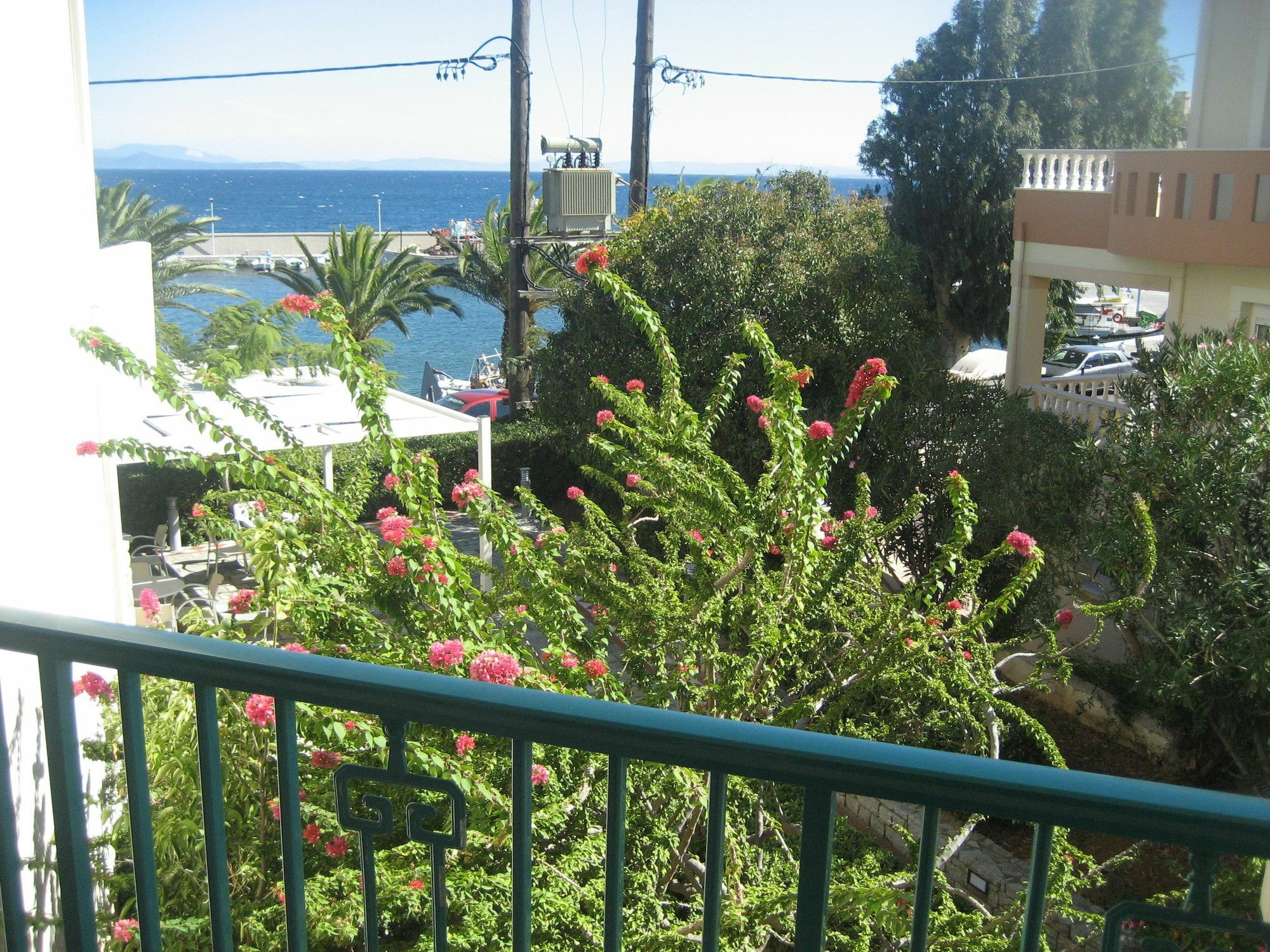 Aparthotel Kyveli 4*