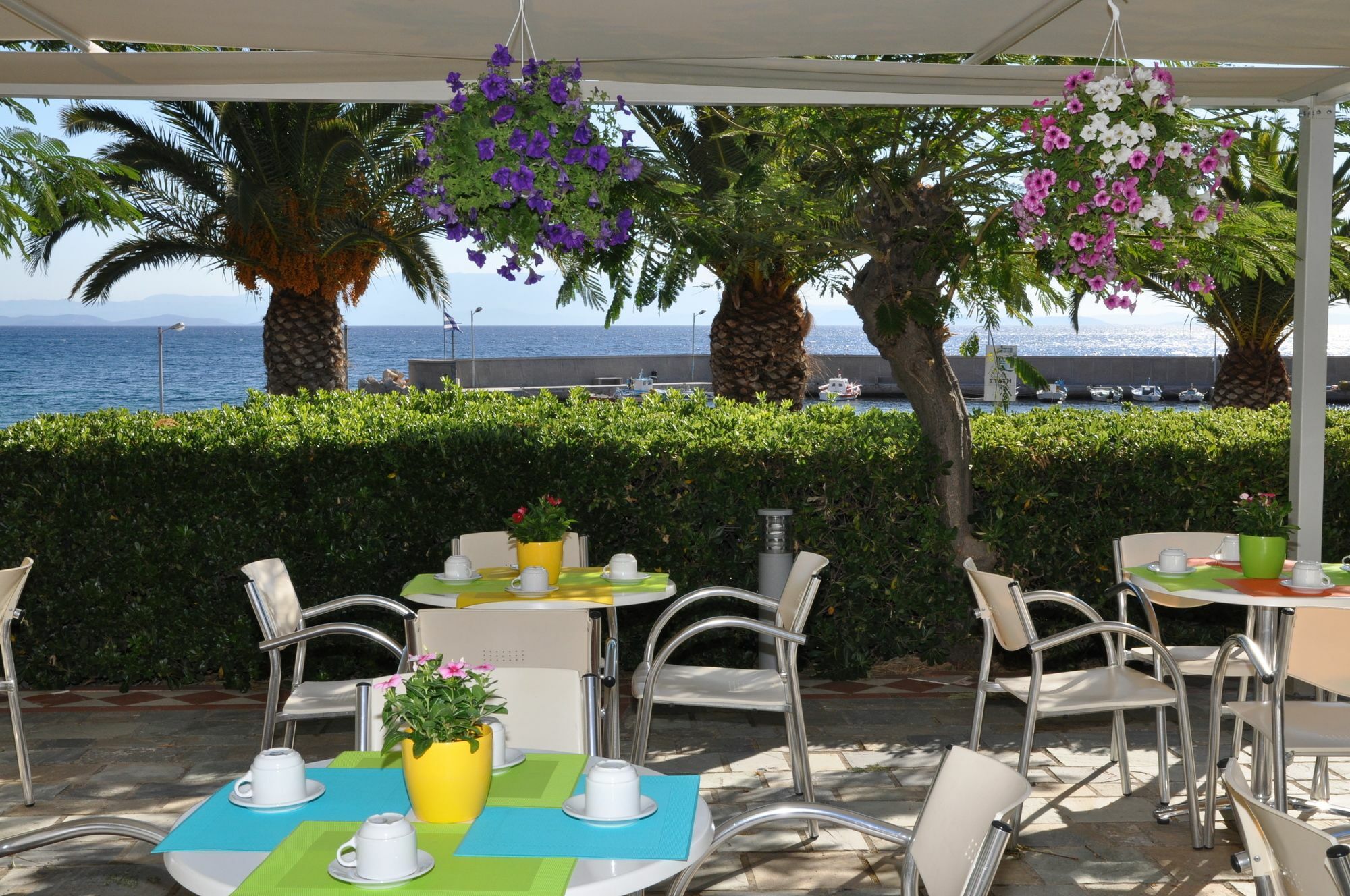 Kyveli 4*