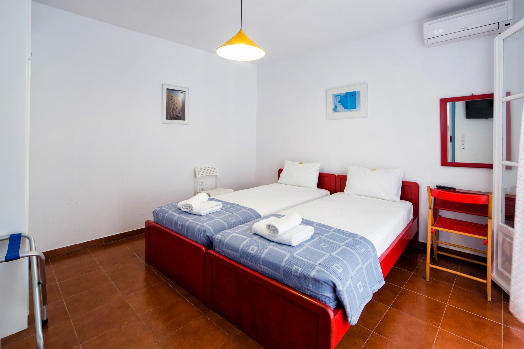 Apartment Fivos *