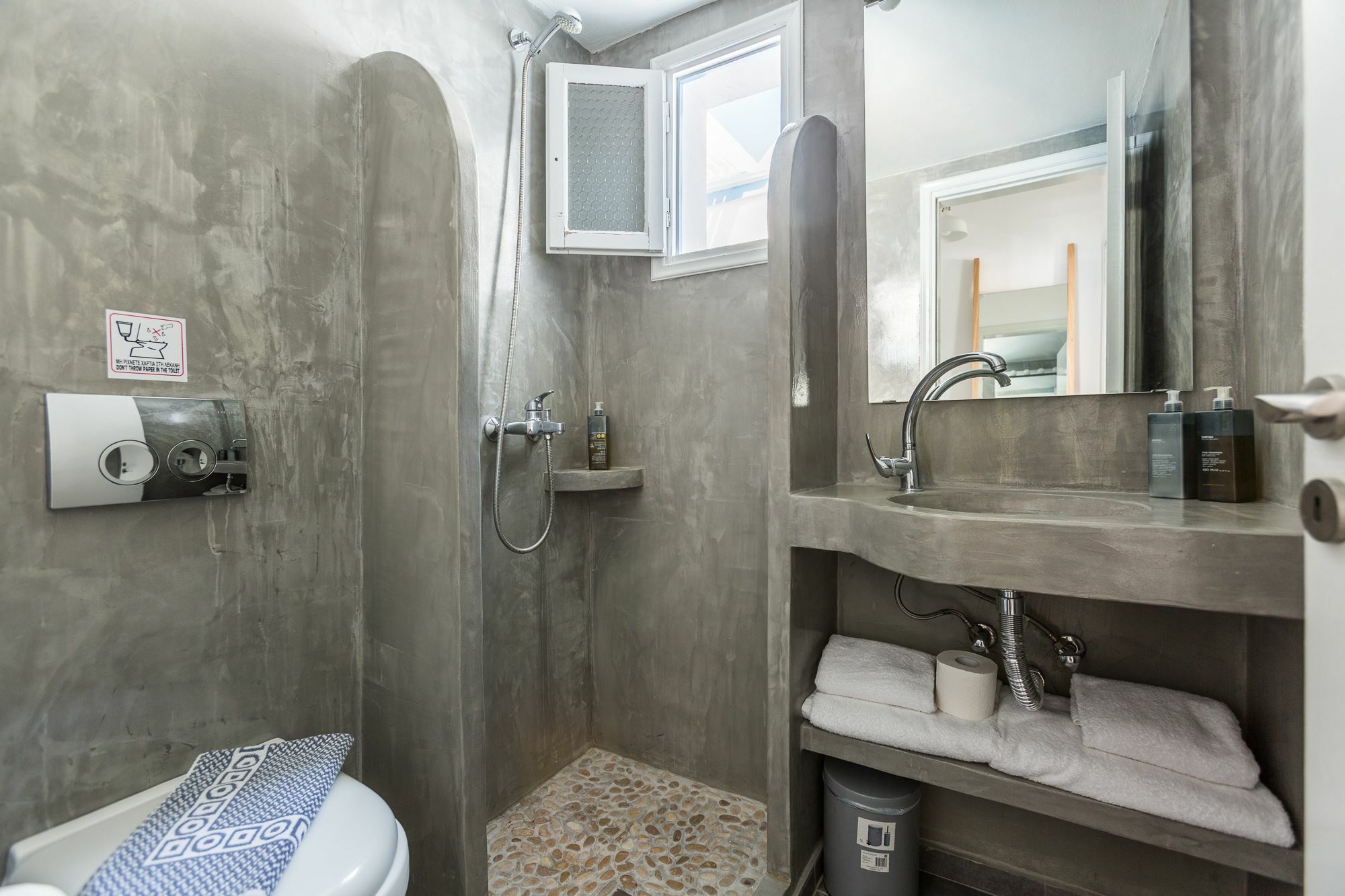 Fanouris Condo - Adults Only