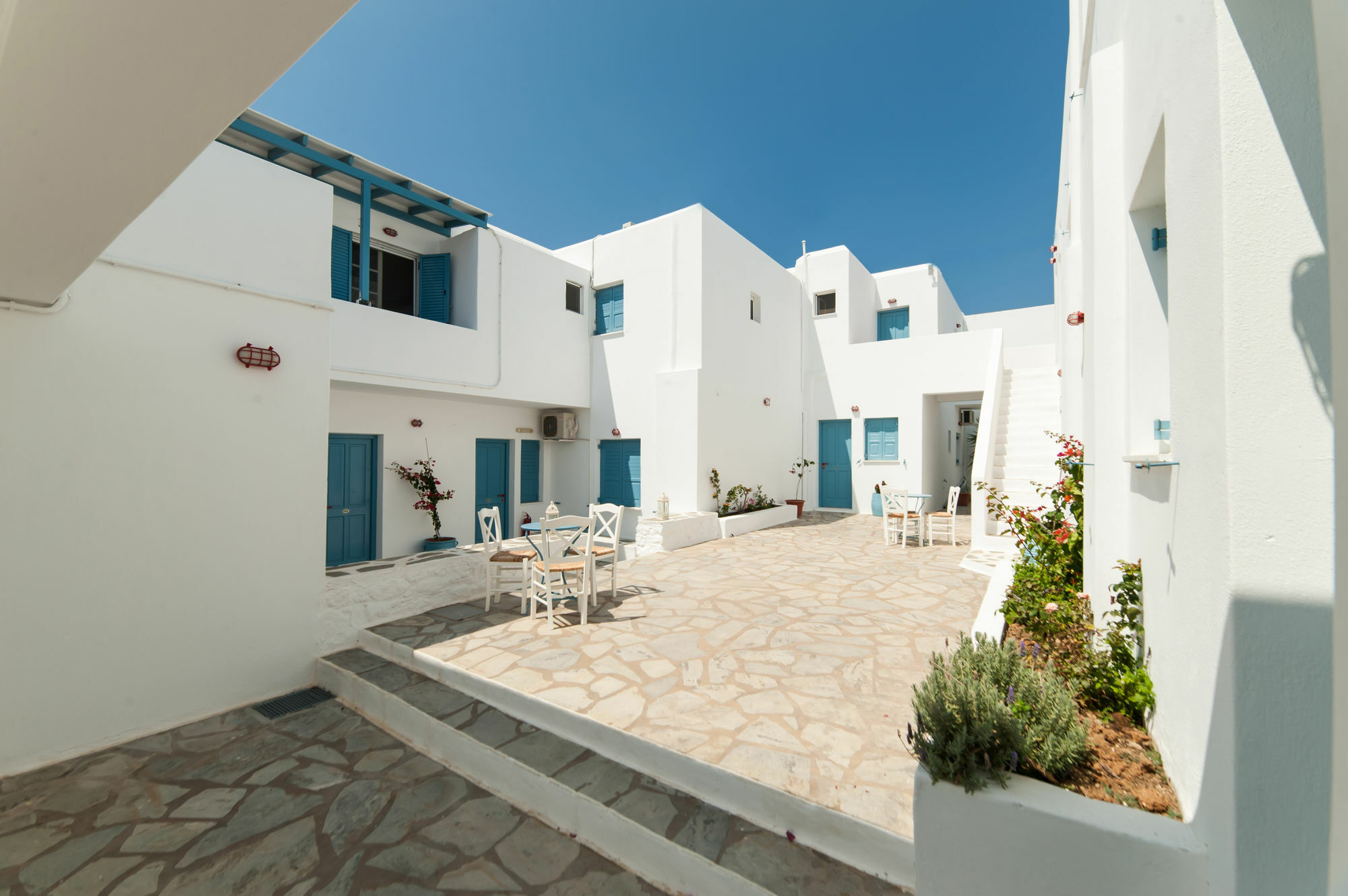 Fivos Apartment