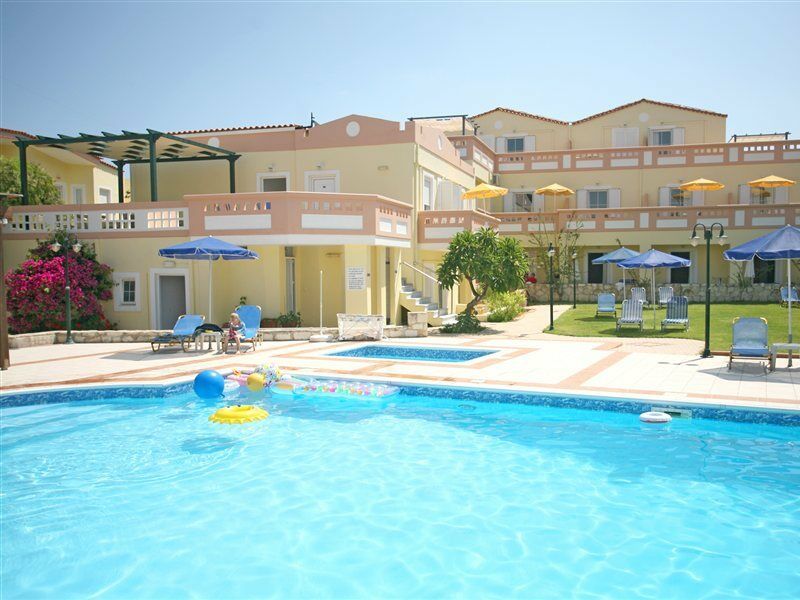 Apelia Aparthotel Agia Marina (Crete)