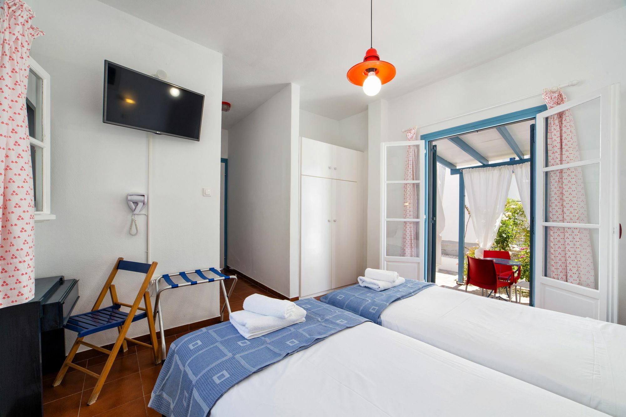 Fivos Apartment